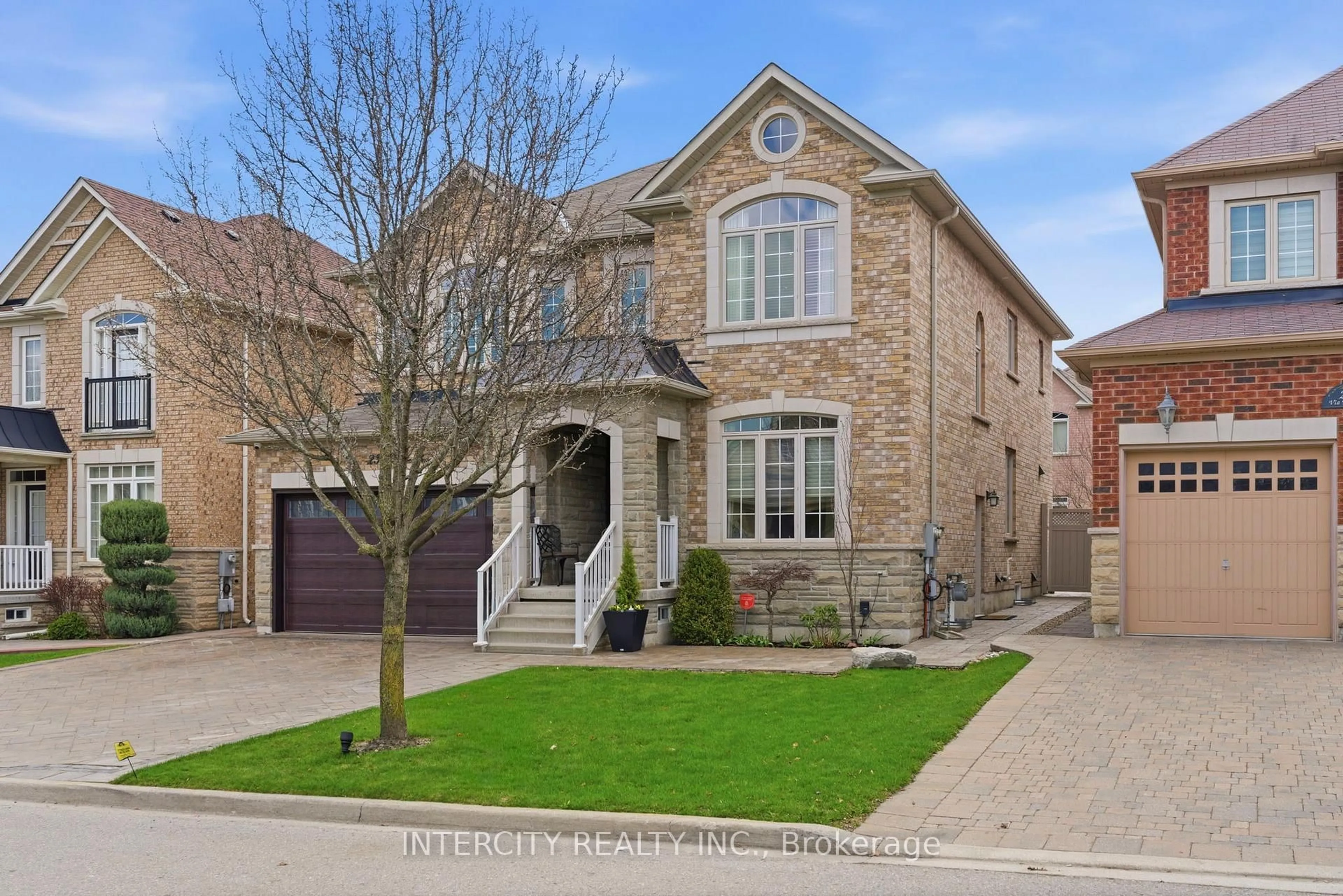 Home with brick exterior material, street for 23 Via Borghese St, Vaughan Ontario L4H 0Y6
