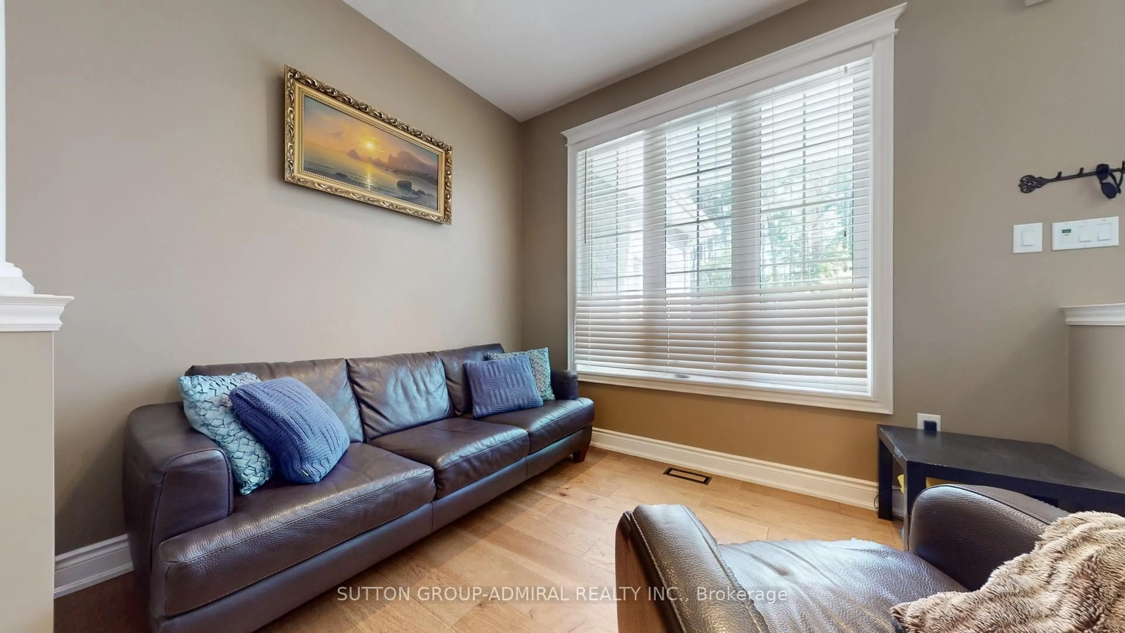 Living room with furniture, wood/laminate floor for 8430 Tosorontio Side Road 20th Rd, Adjala-Tosorontio Ontario L0M 1M0