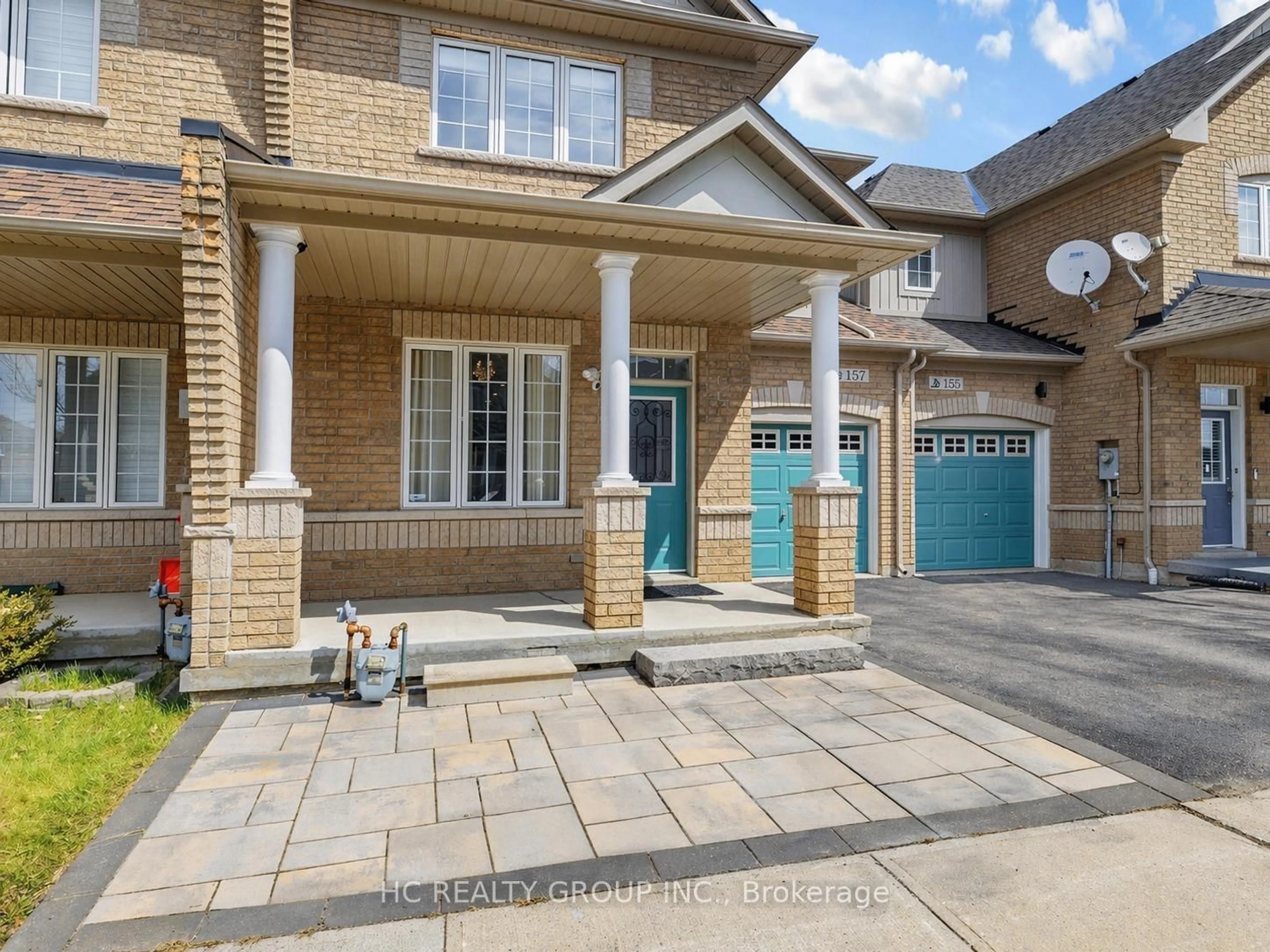 Home with brick exterior material, street for 157 DOVETAIL Dr, Richmond Hill Ontario L4E 5A6