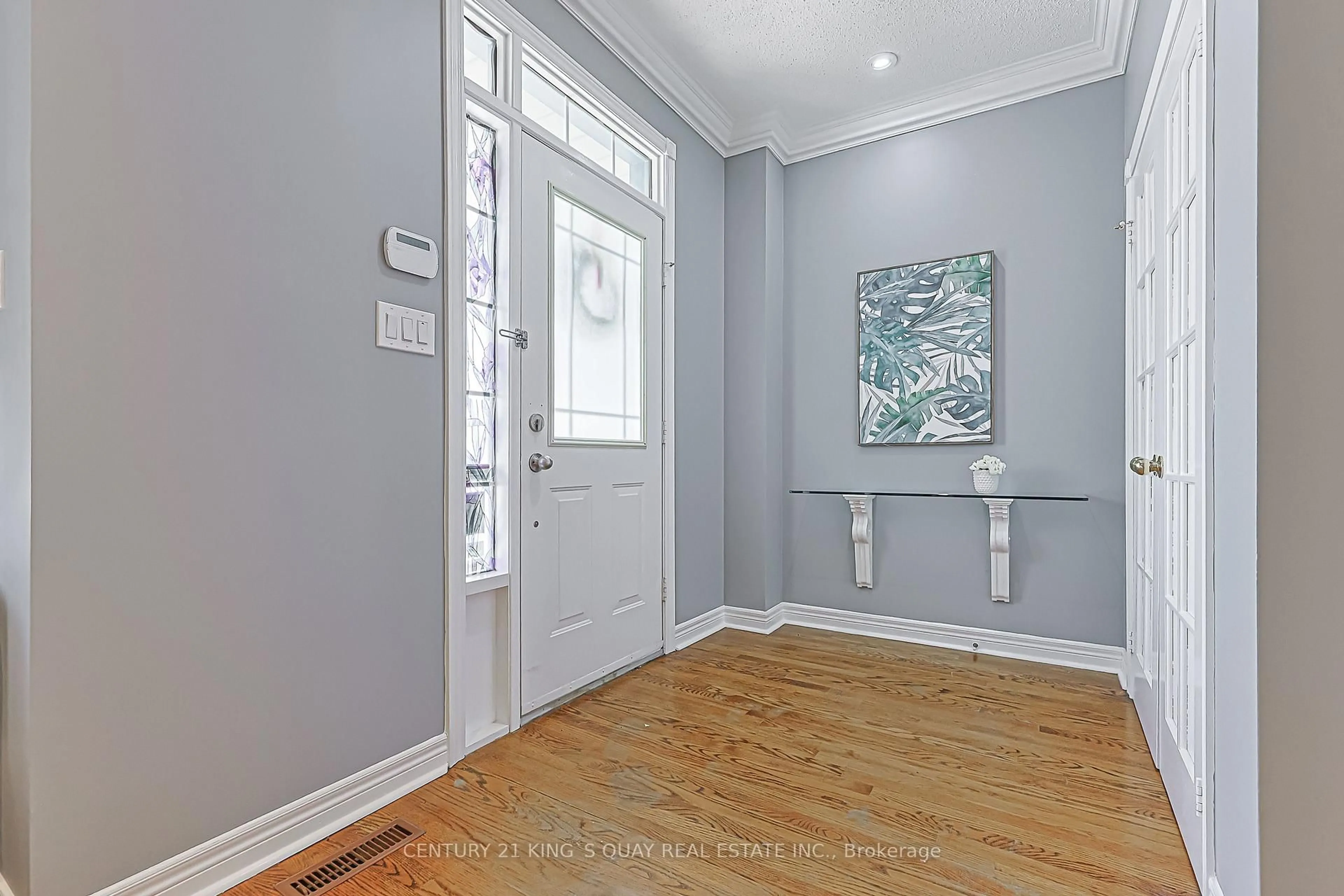 Indoor entryway for 15 Queens Plate Dr, Markham Ontario L6C 2A9