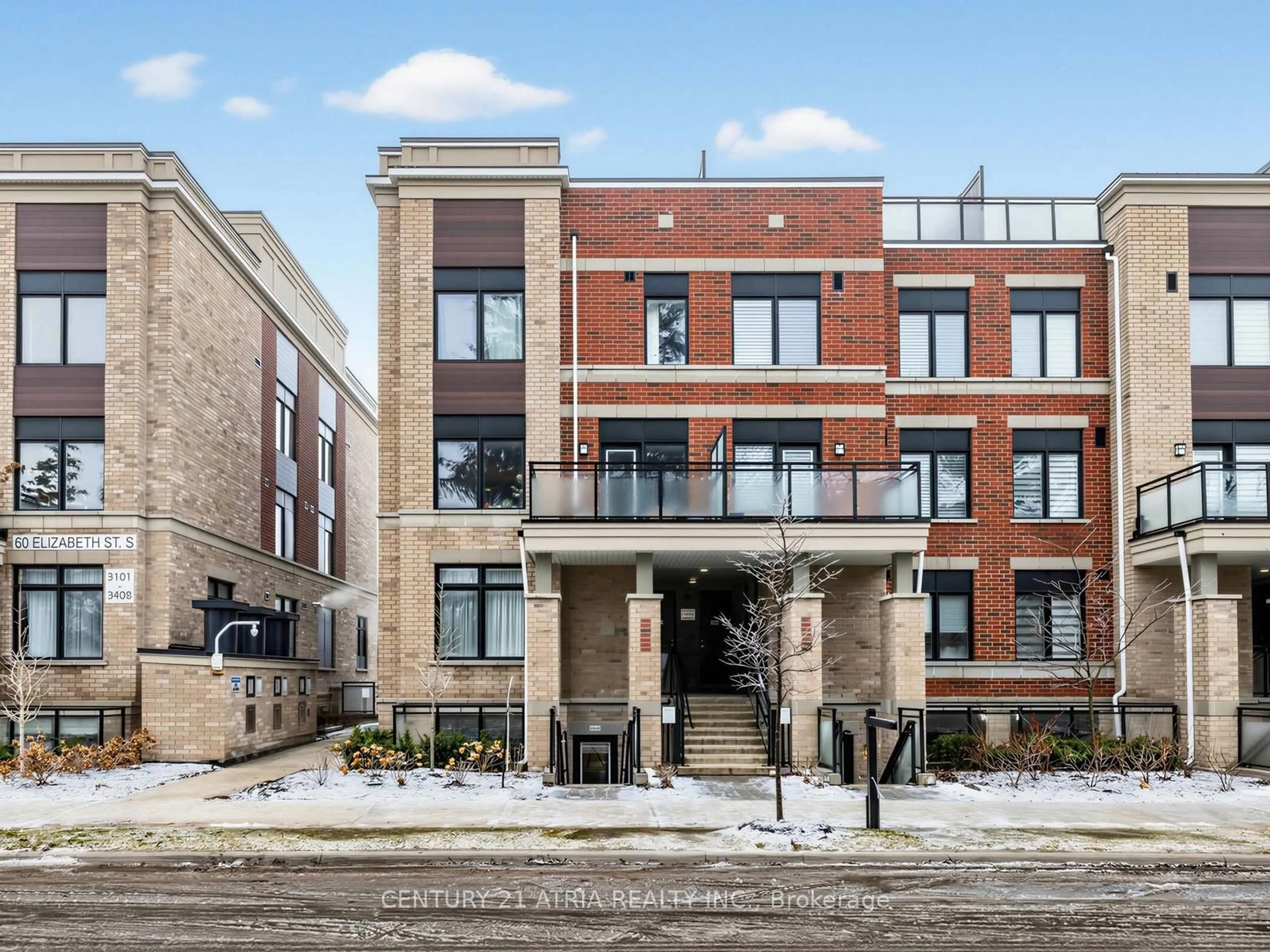 Home with brick exterior material, building for 58 Elizabeth St #2108, Richmond Hill Ontario L4C 5W2