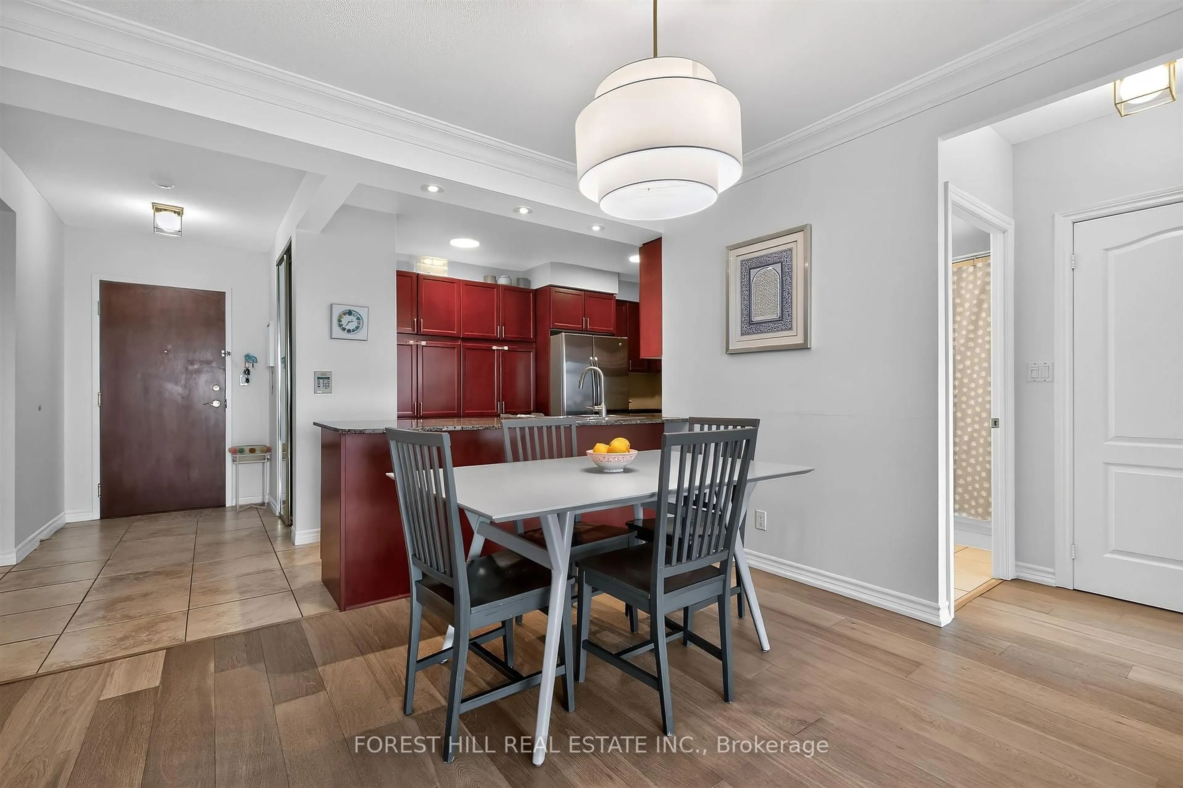 Open concept kitchen, wood/laminate floor for 88 Promenade Circ #408, Vaughan Ontario L4J 9A4