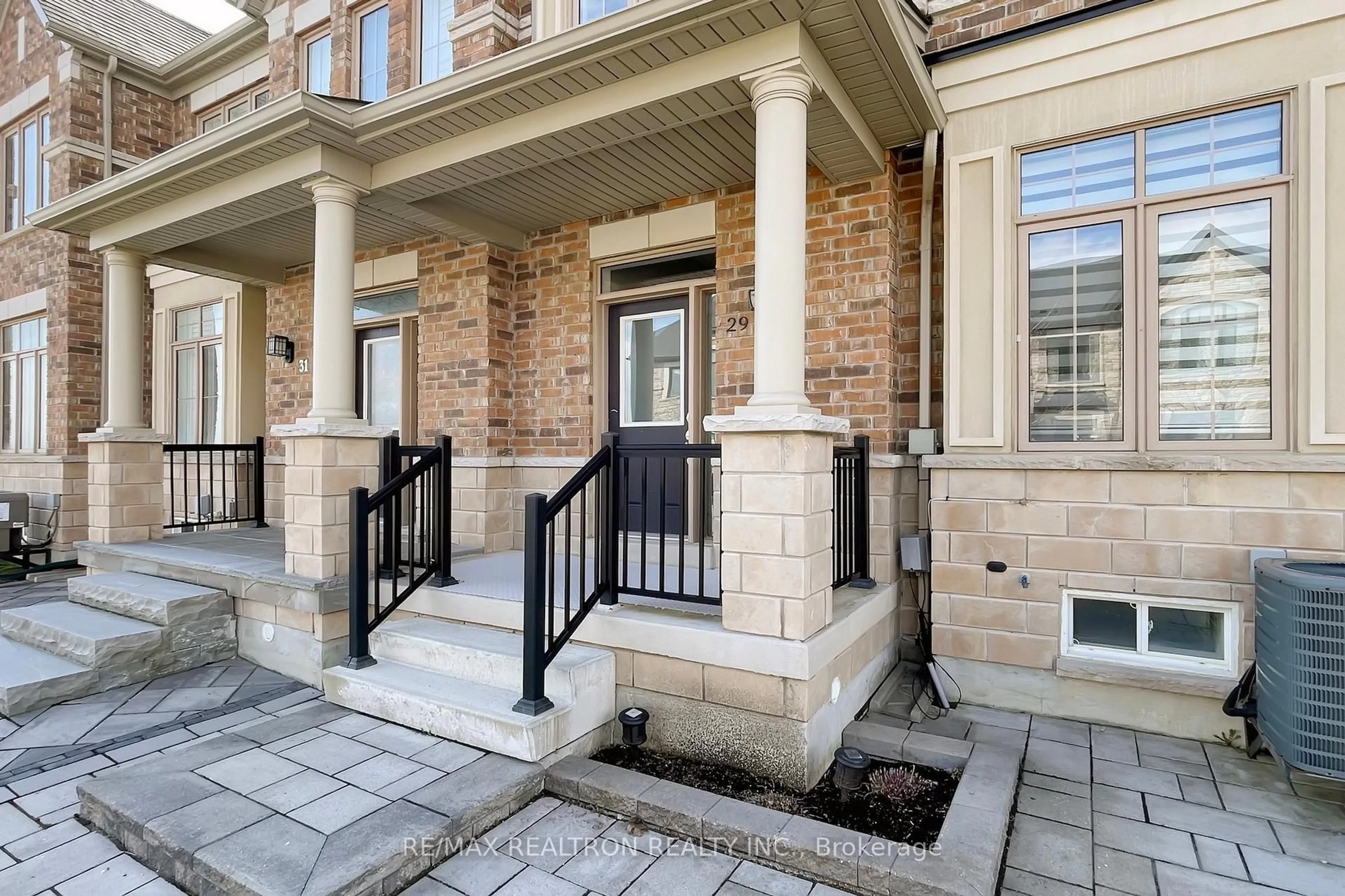 Unknown for 29 Tilbury Gate, Markham Ontario L6B 1M5