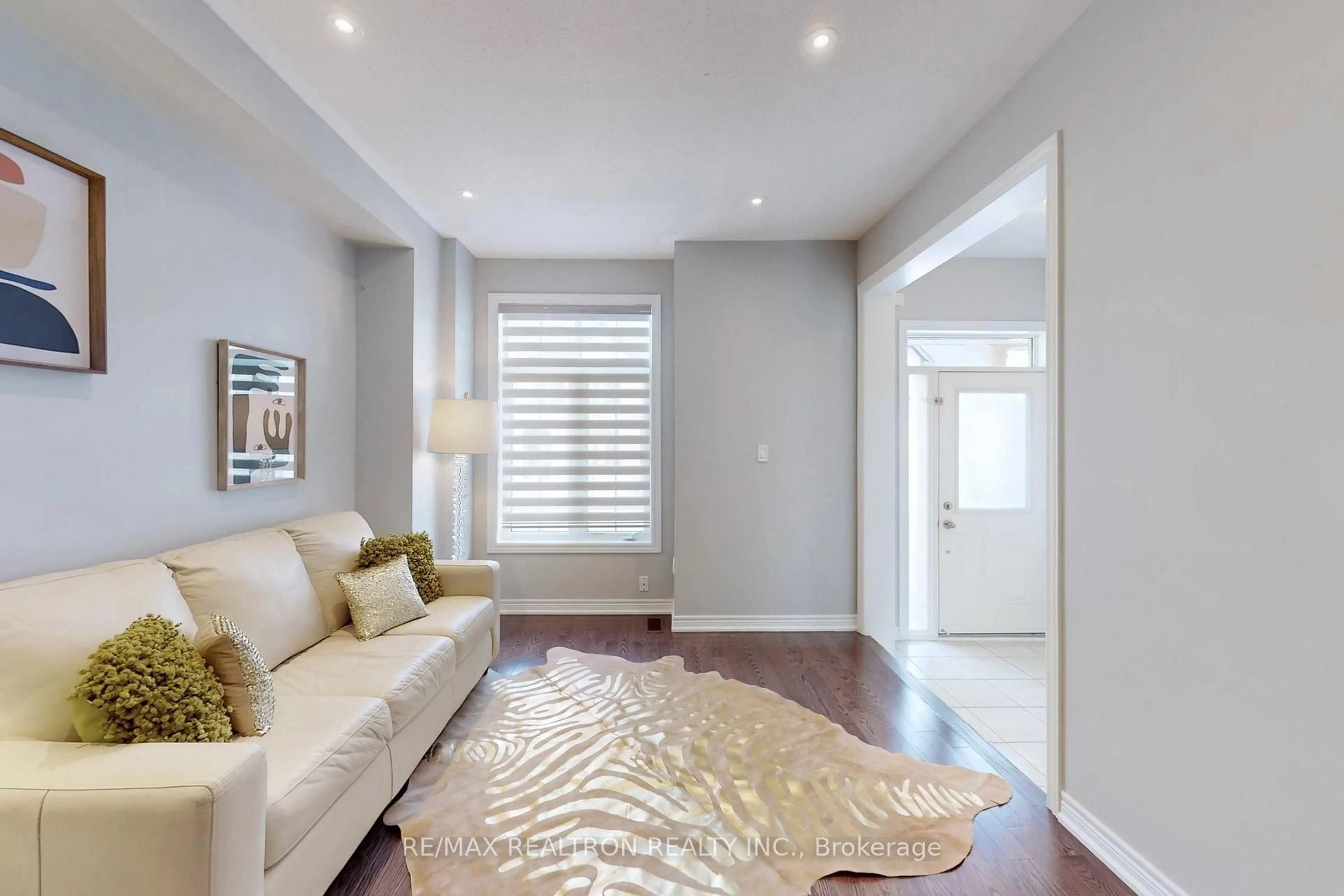 Unknown for 29 Tilbury Gate, Markham Ontario L6B 1M5