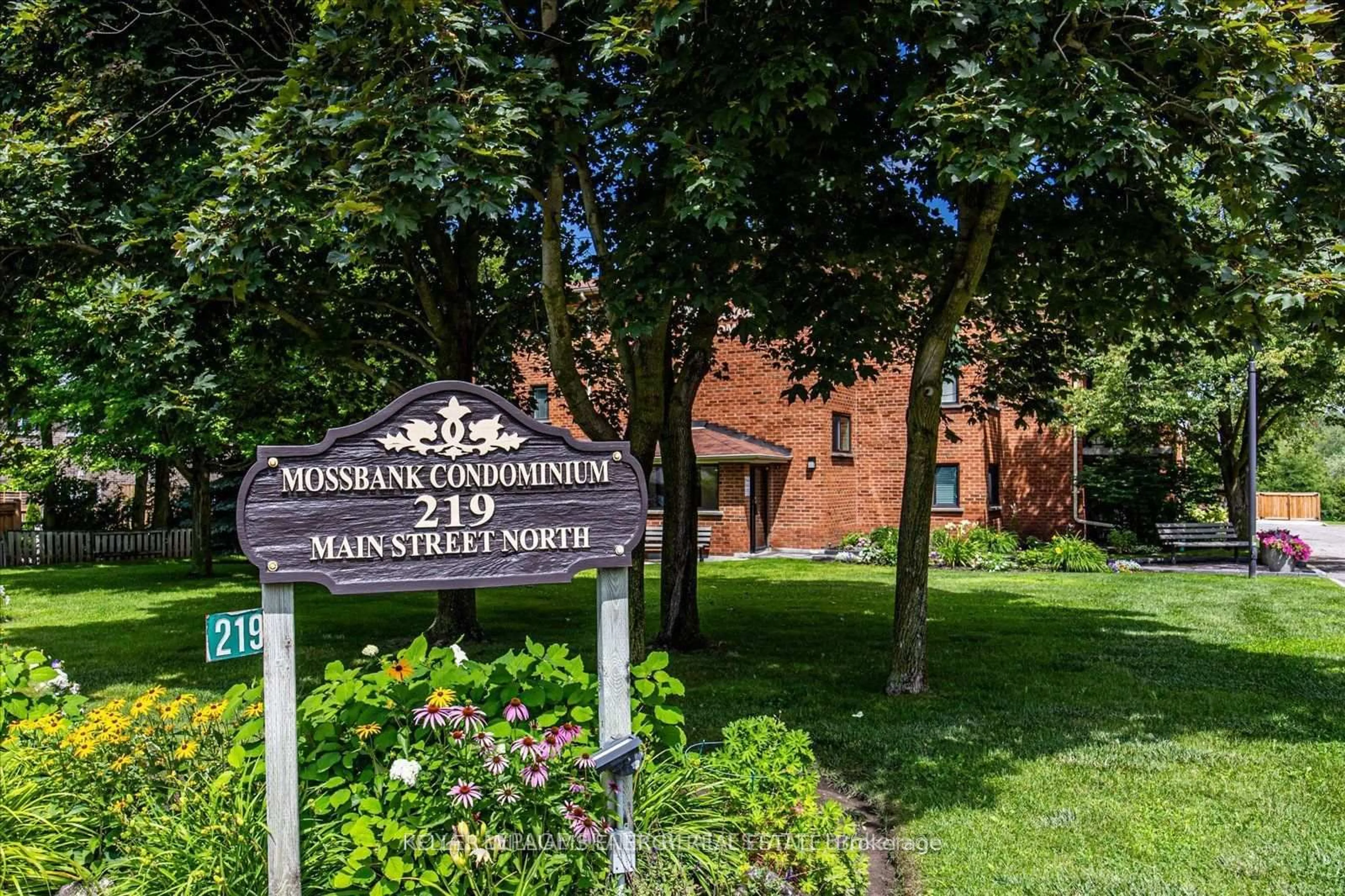 Unknown for 219 Main St #304, Uxbridge Ontario L9P 1C4