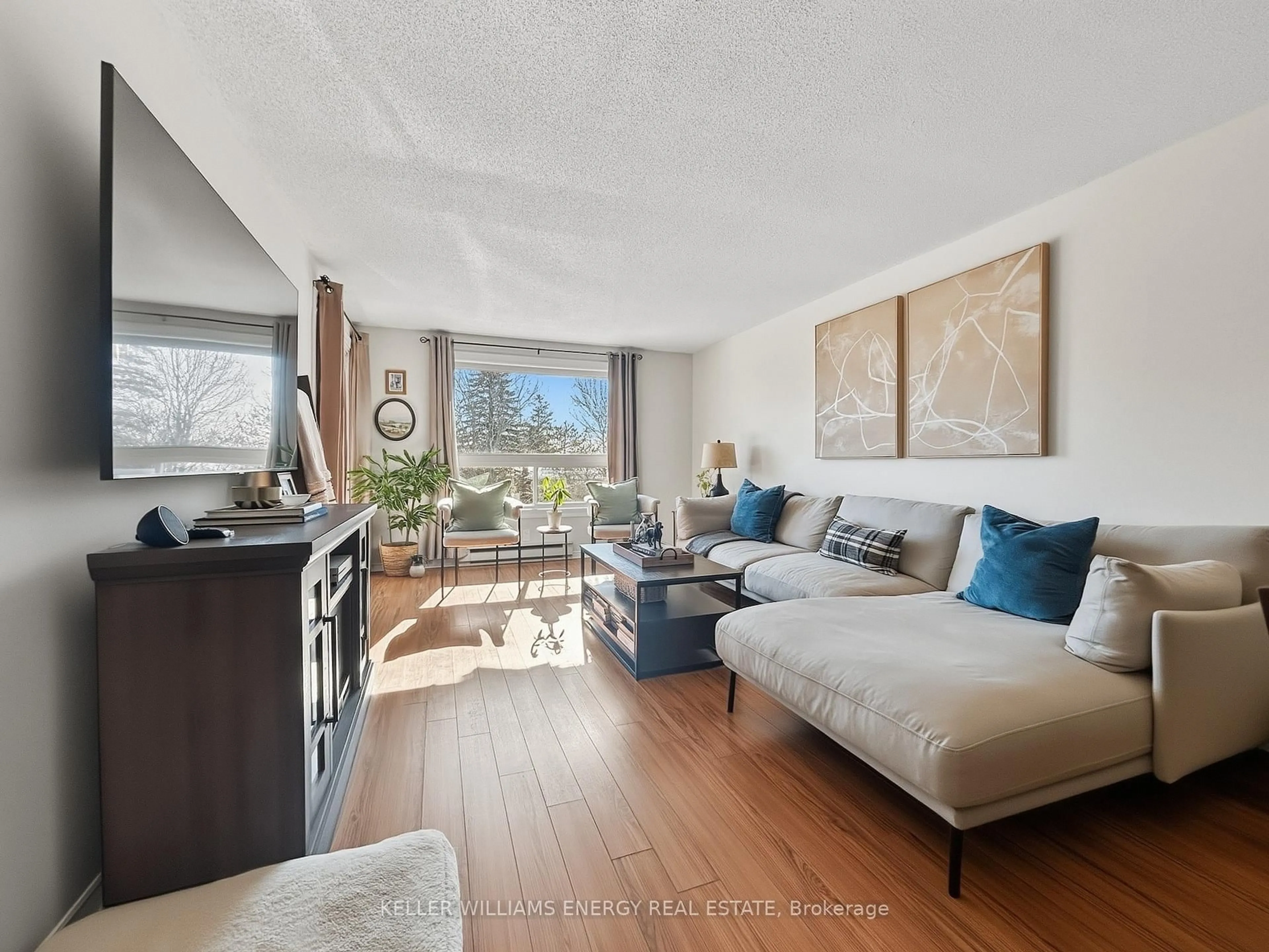 Living room with furniture, unknown for 219 Main St #304, Uxbridge Ontario L9P 1C4