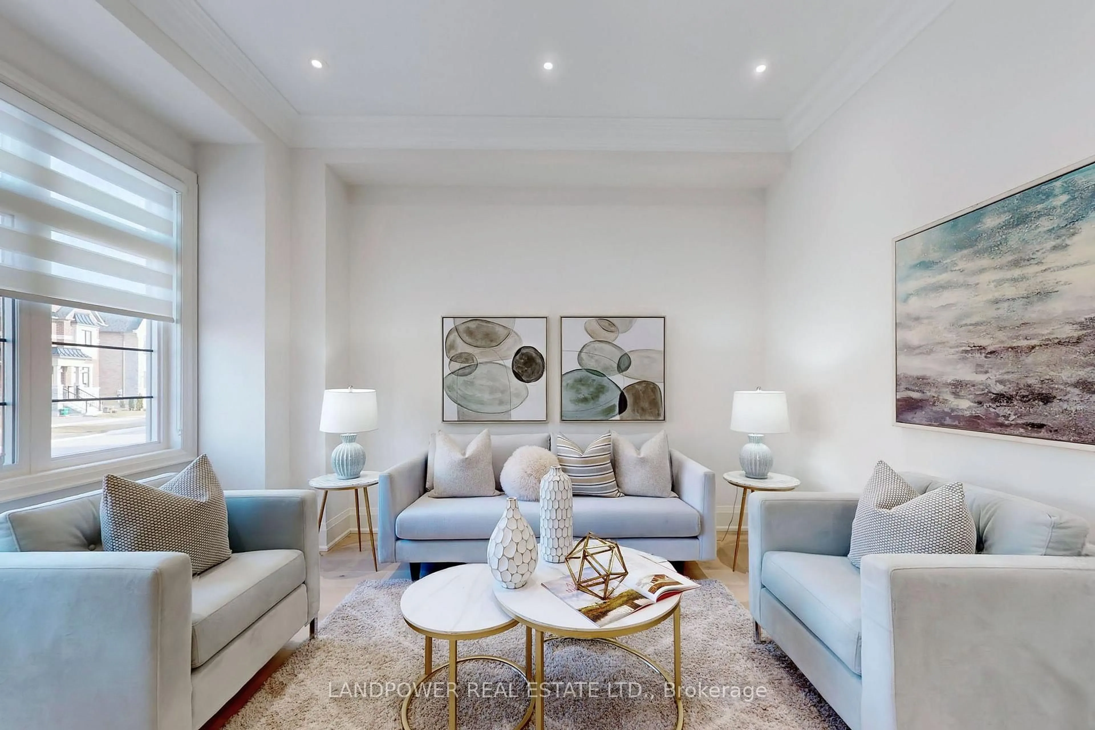 Living room with furniture, unknown for 166 Prairie Rose Dr, Richmond Hill Ontario L4S 0M9