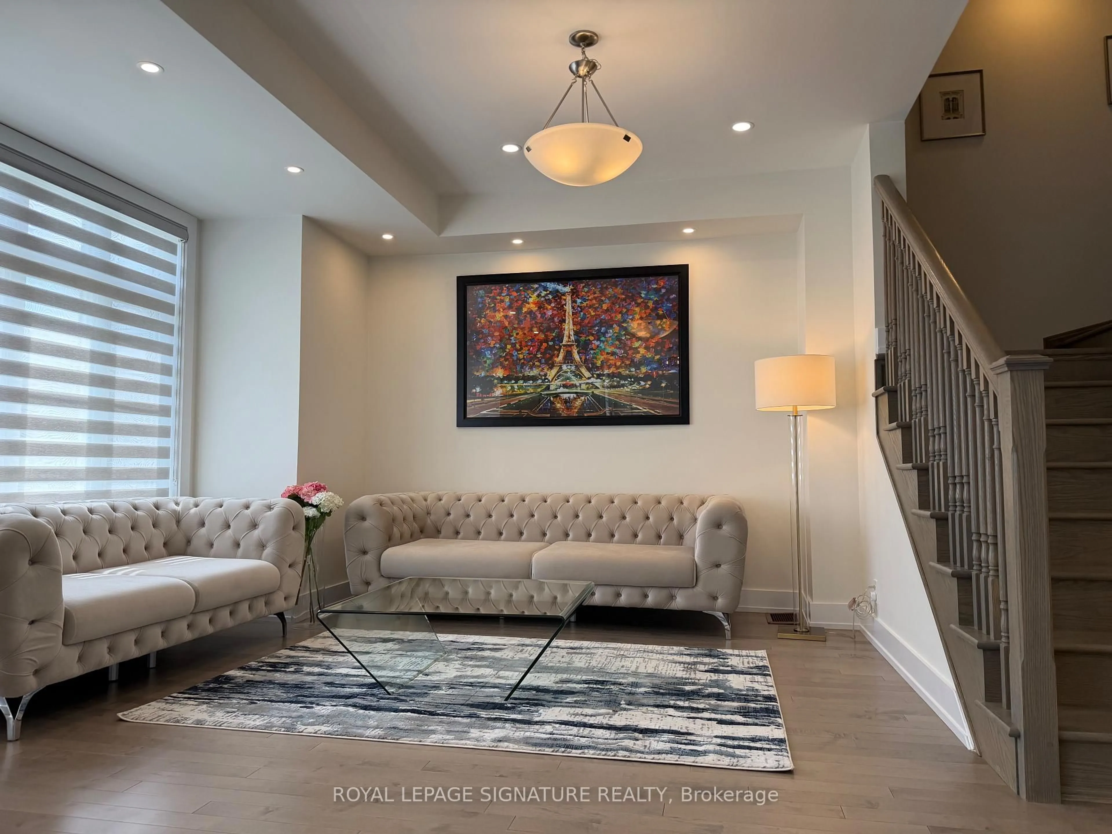 Living room with furniture, unknown for 21 Kohn Lane, Markham Ontario L6C 3J3