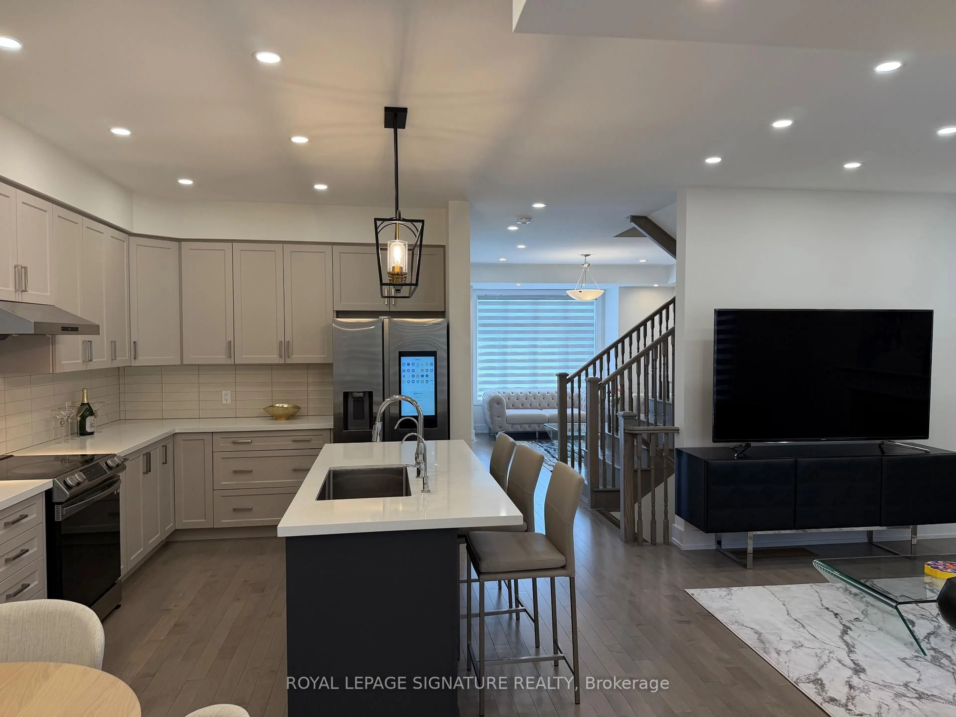 Open concept kitchen, unknown for 21 Kohn Lane, Markham Ontario L6C 3J3