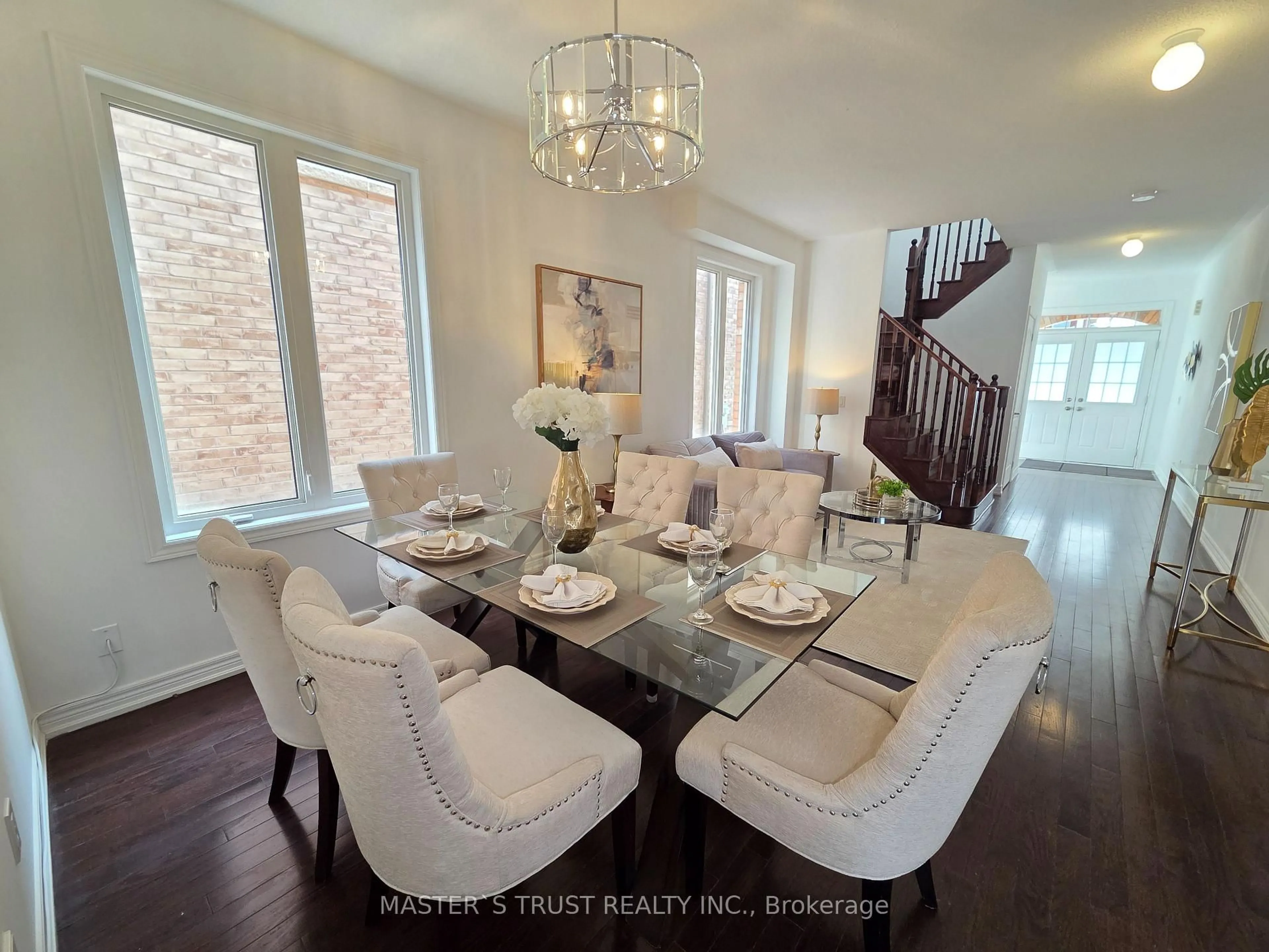 Dining room, unknown for 11 Beacon Point St, Markham Ontario L6E 0P3