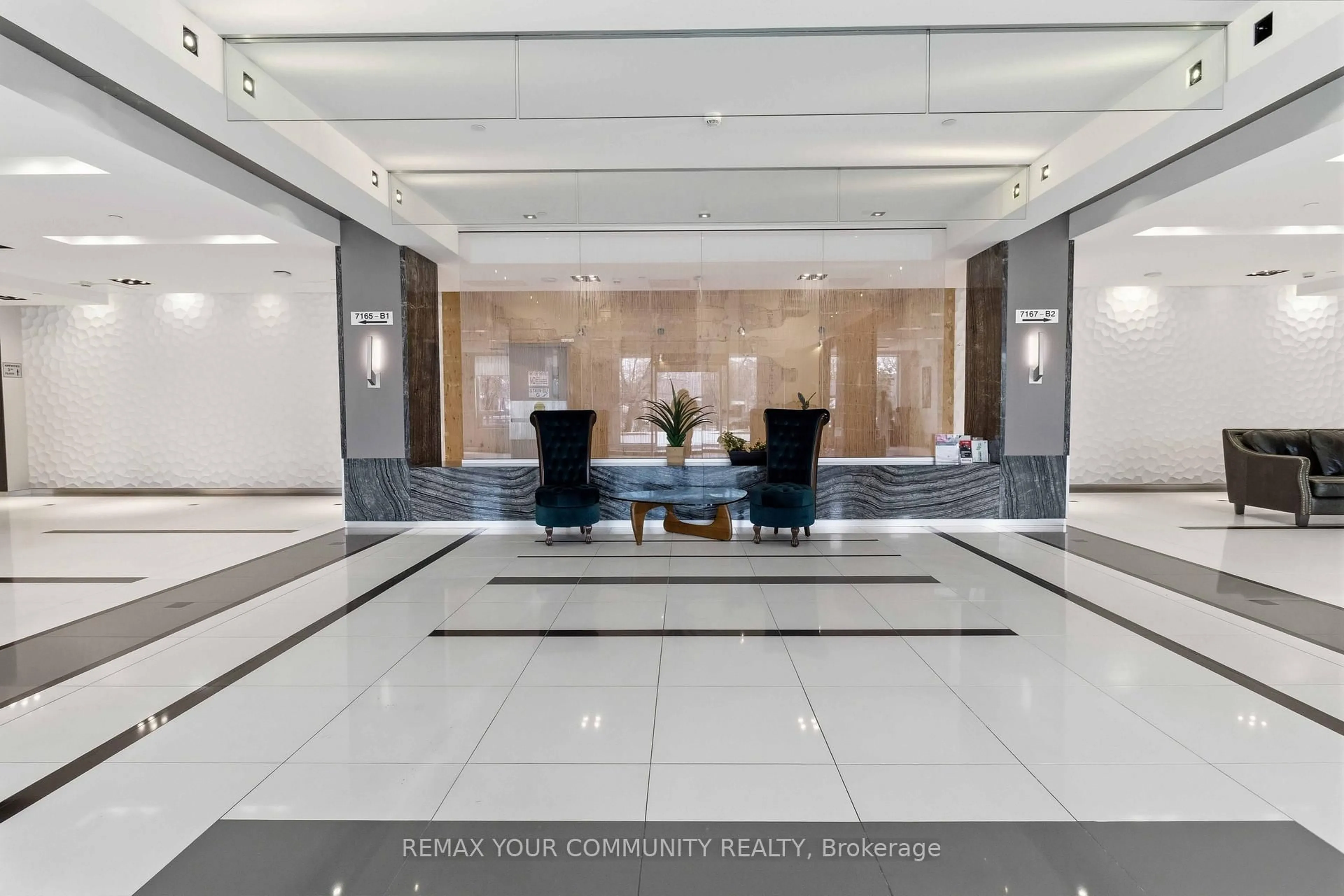 Lobby for 7167 Yonge St #418, Markham Ontario L3T 0E1