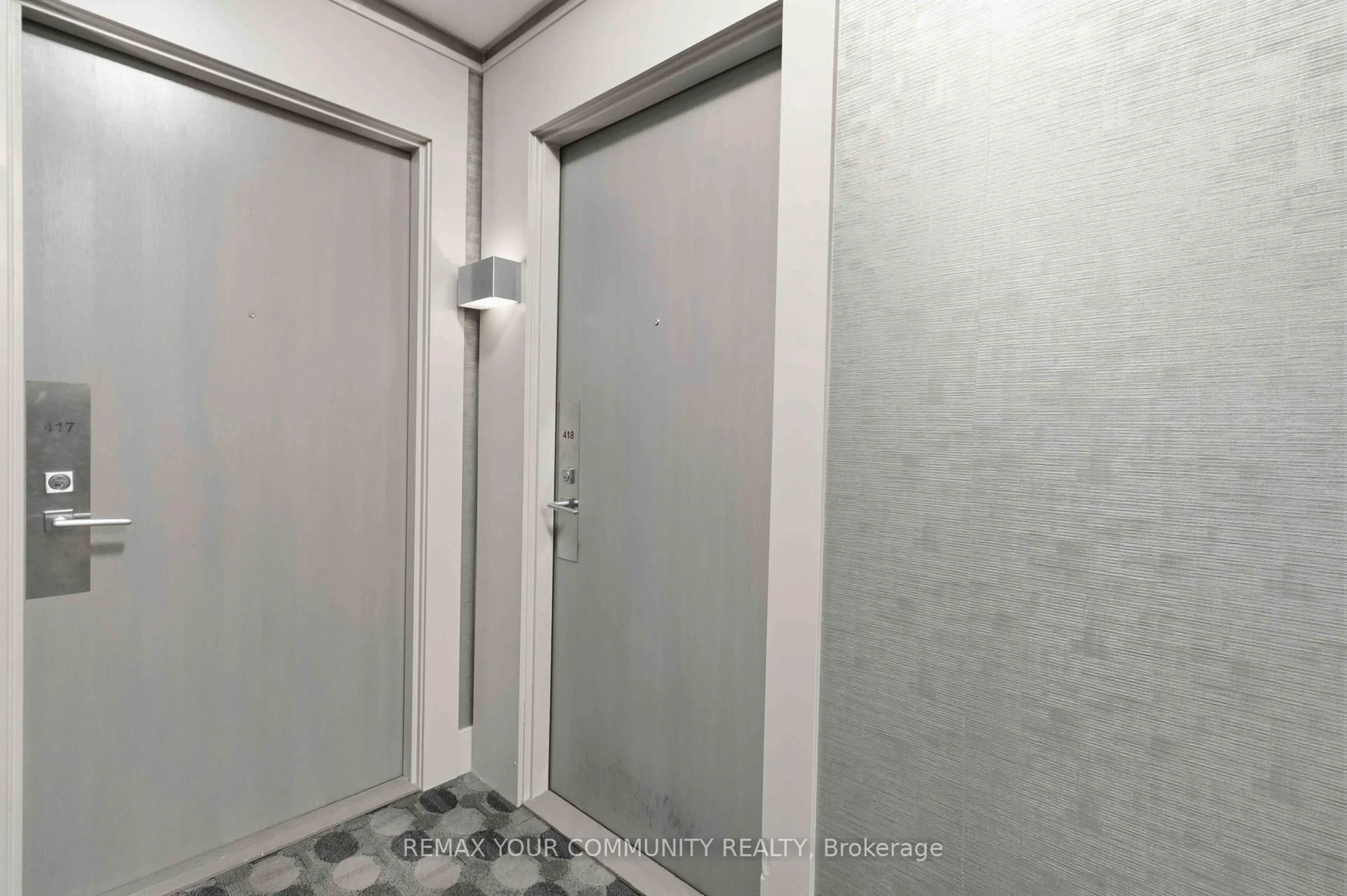 Unknown for 7167 Yonge St #418, Markham Ontario L3T 0E1