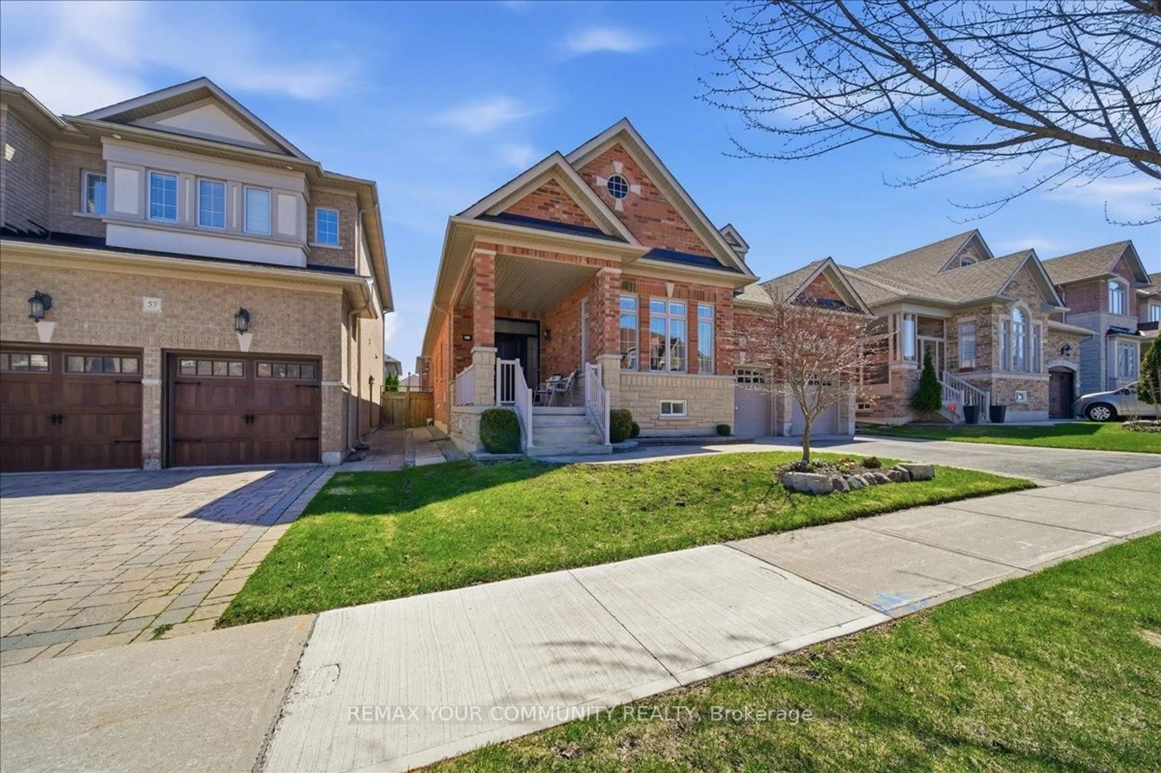 Home with brick exterior material, street for 51 Tonner Cres, Aurora Ontario L4G 0G6