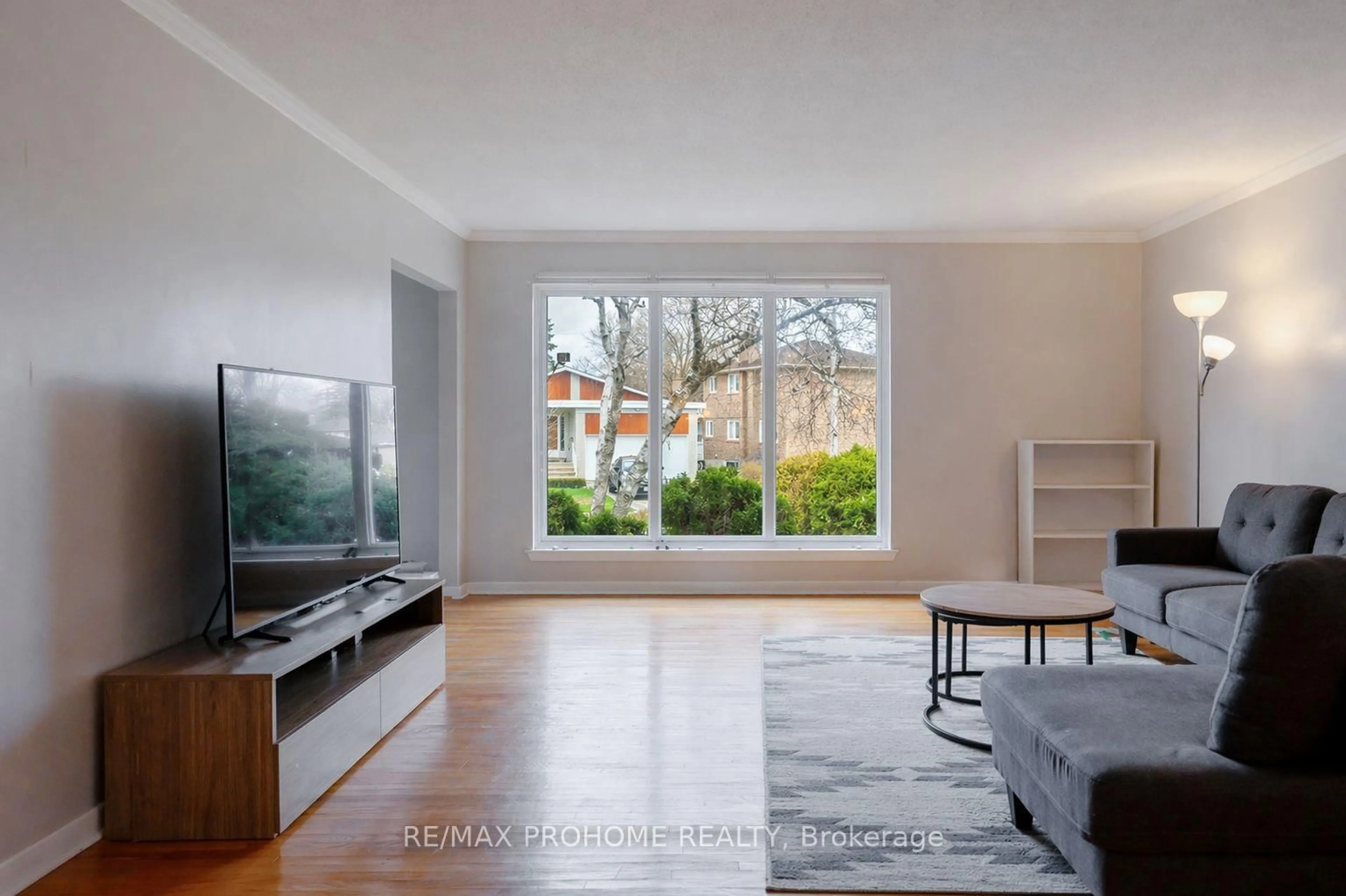 Living room with furniture, unknown for 157 Fitzgerald Ave, Markham Ontario L3R 1R7