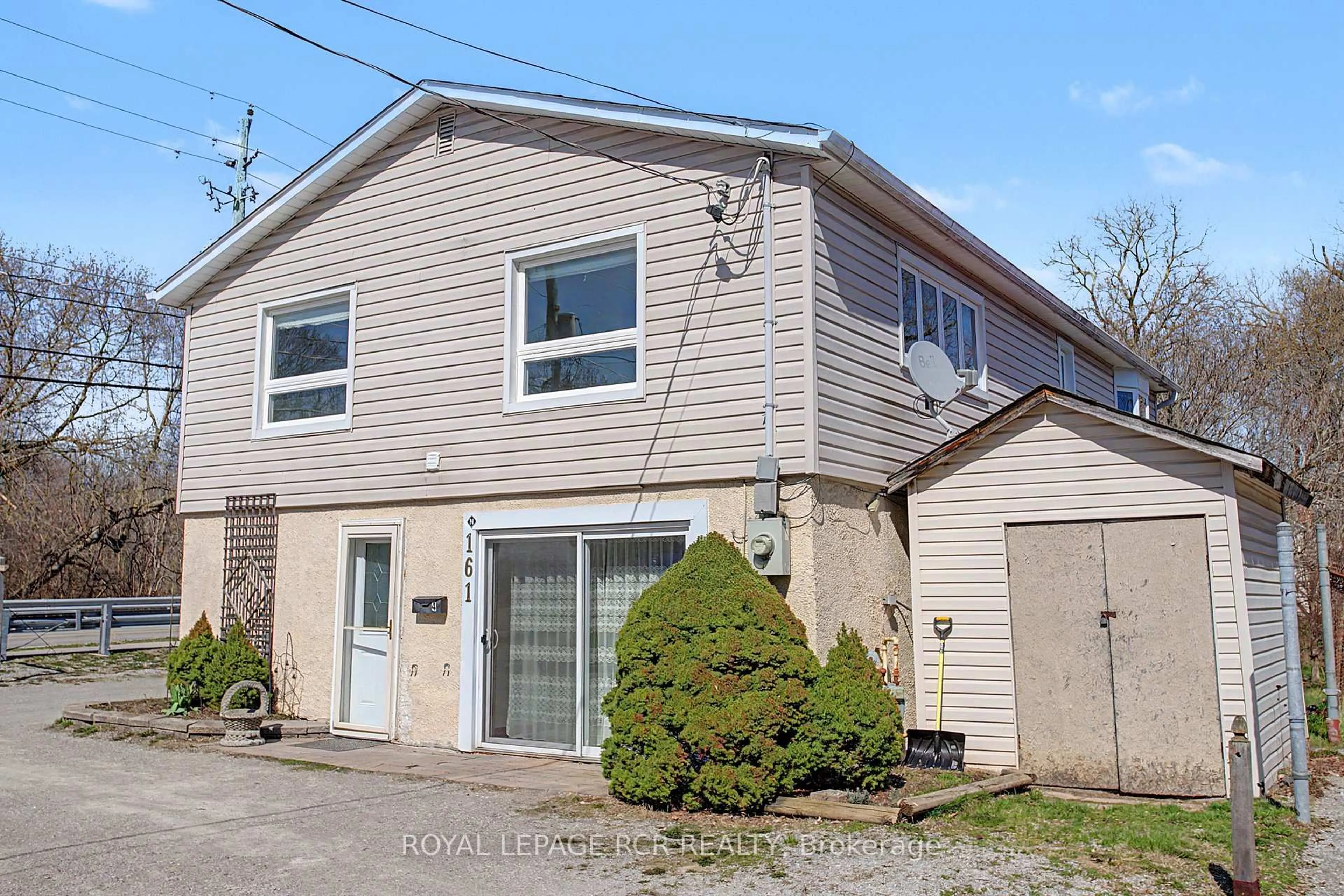 Unknown for 161 Charlotte St, Newmarket Ontario L3Y 3S7