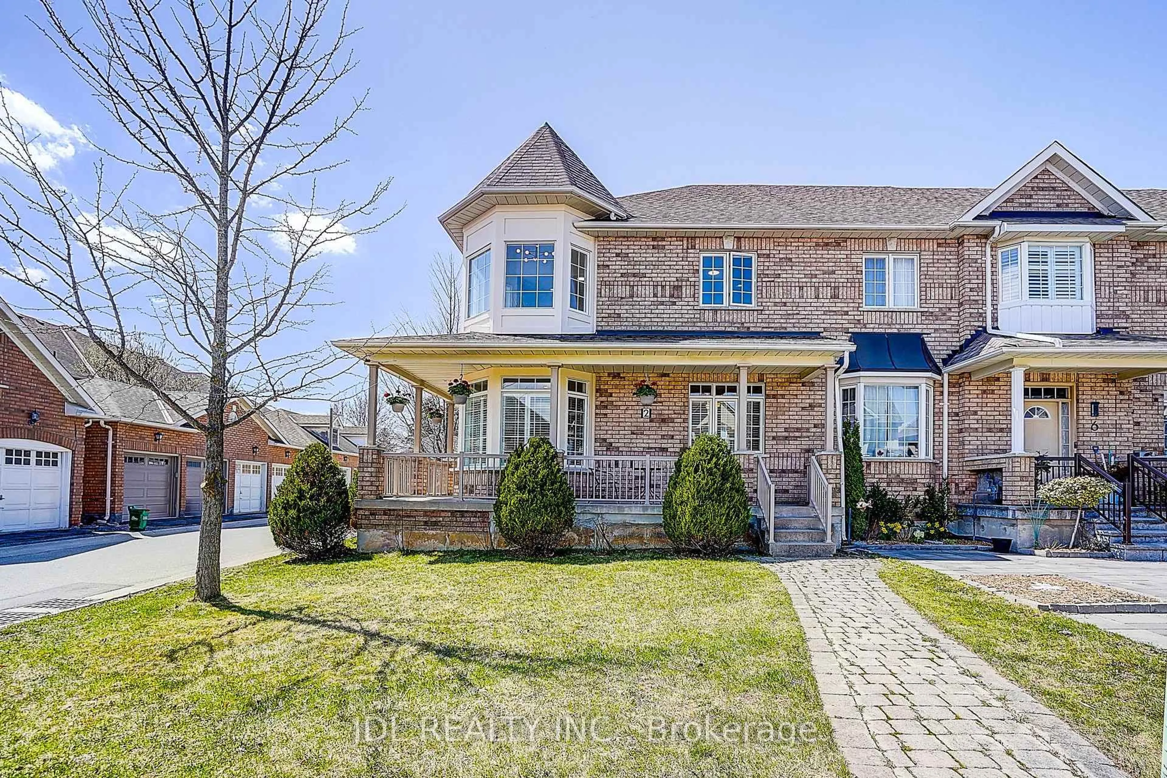 Home with brick exterior material, street for 2 Catalina Cres, Richmond Hill Ontario L4S 2G2