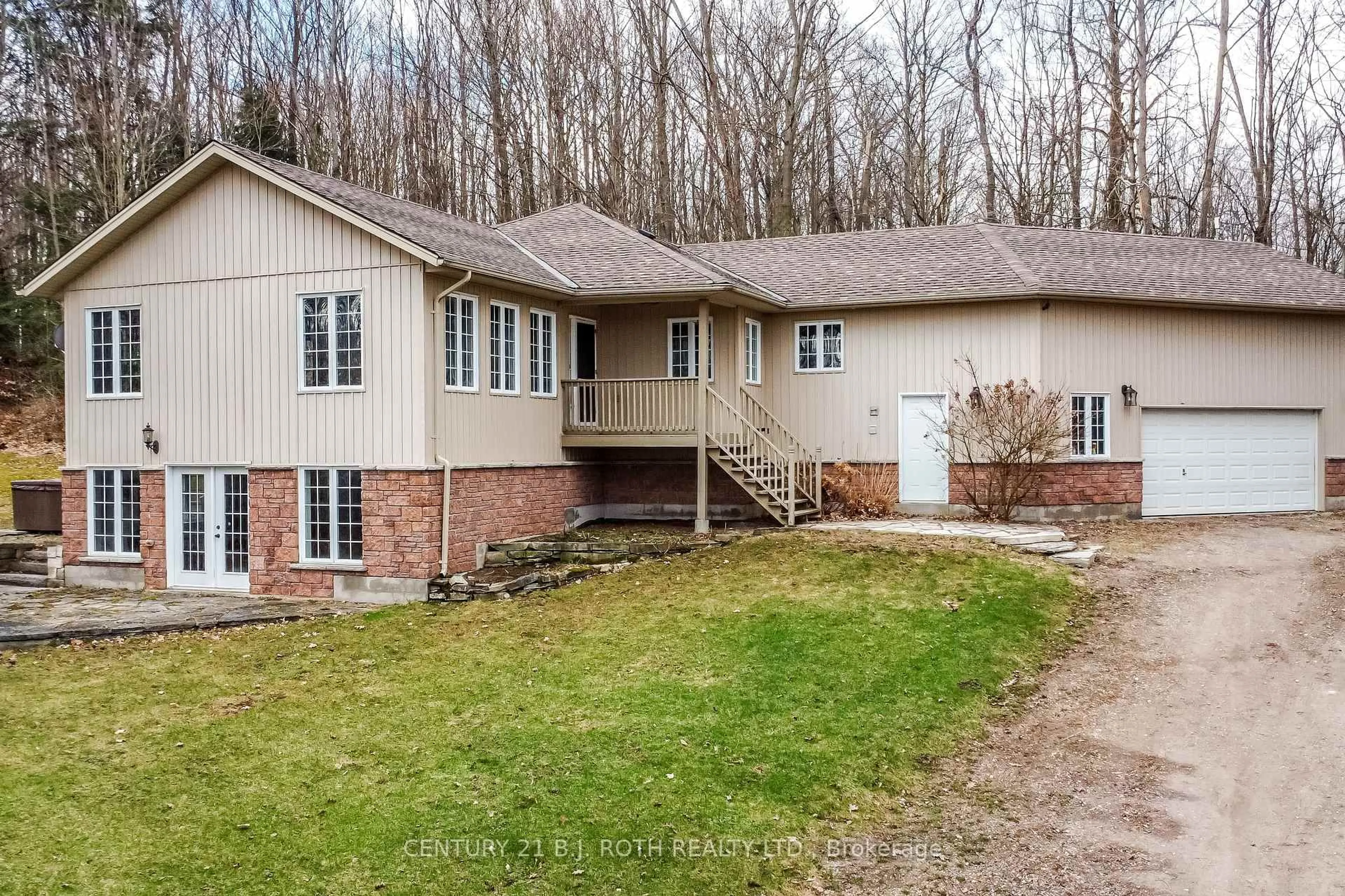 A pic from outside/outdoor area/front of a property/back of a property/a pic from drone, unknown for 4927 25 Side Rd, Essa Ontario L4M 4S4