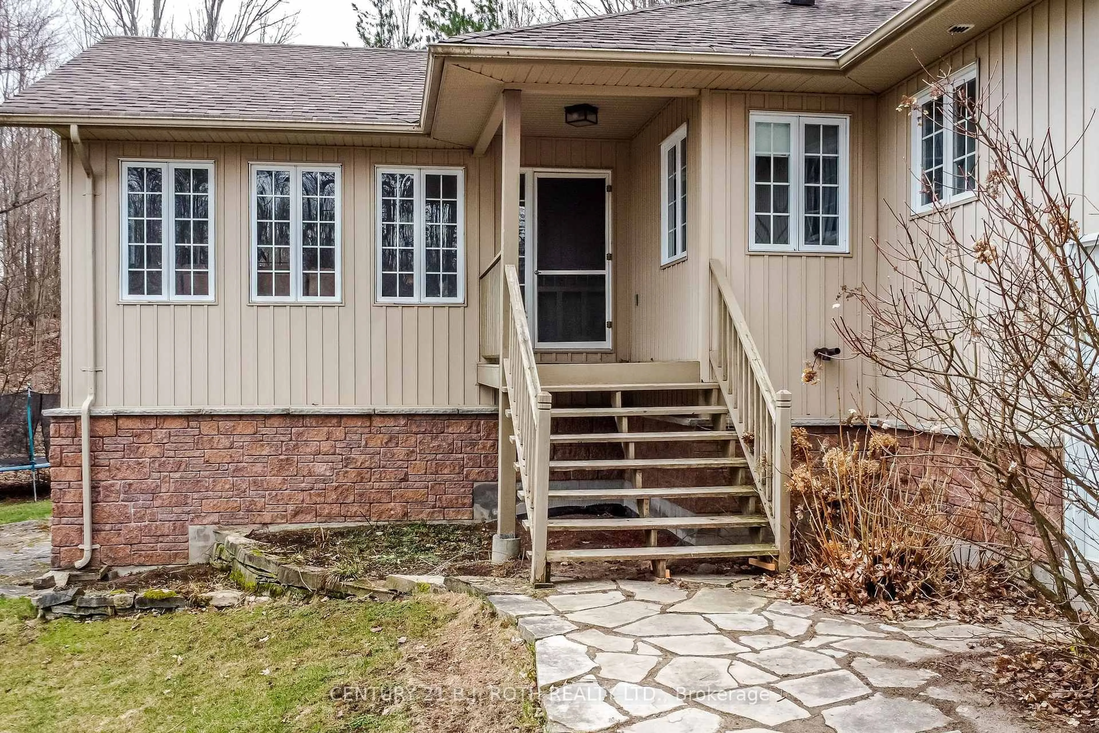Home with brick exterior material, street for 4927 25 Side Rd, Essa Ontario L4M 4S4