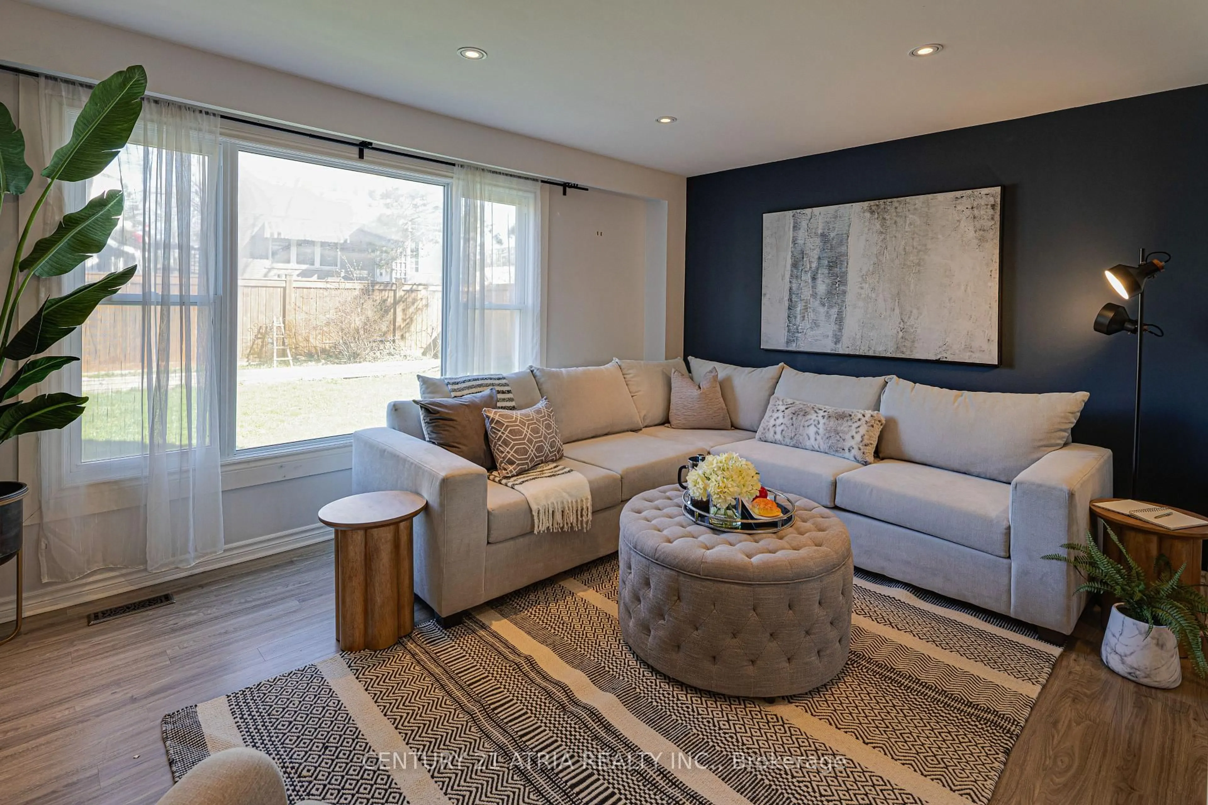 Living room with furniture, unknown for 251 Stouffer St, Whitchurch-Stouffville Ontario L4A 4Y8