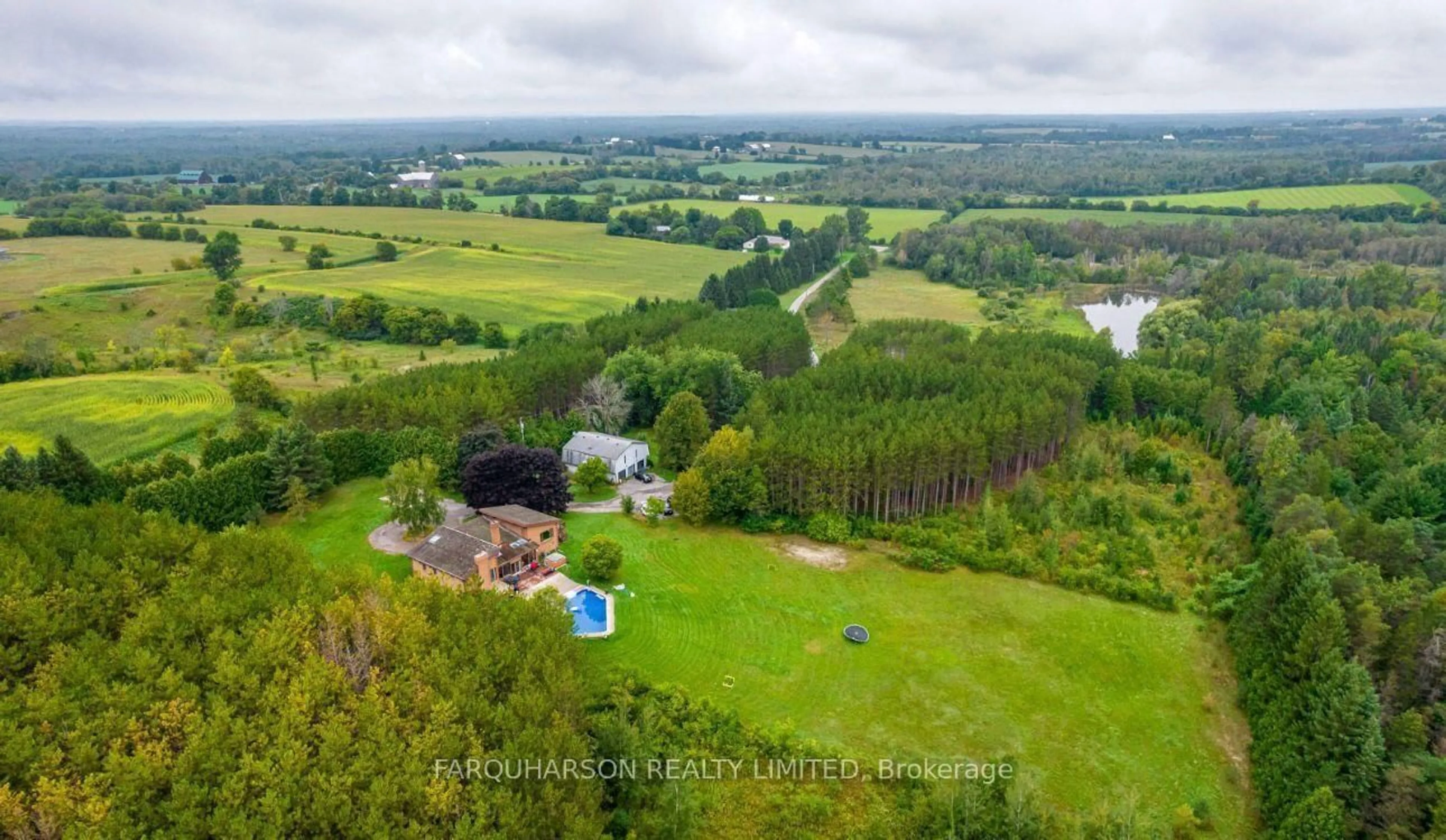 A pic from outside/outdoor area/front of a property/back of a property/a pic from drone, water/lake/river/ocean view for 729 Fowlers Rd, Uxbridge Ontario L0C 1C0