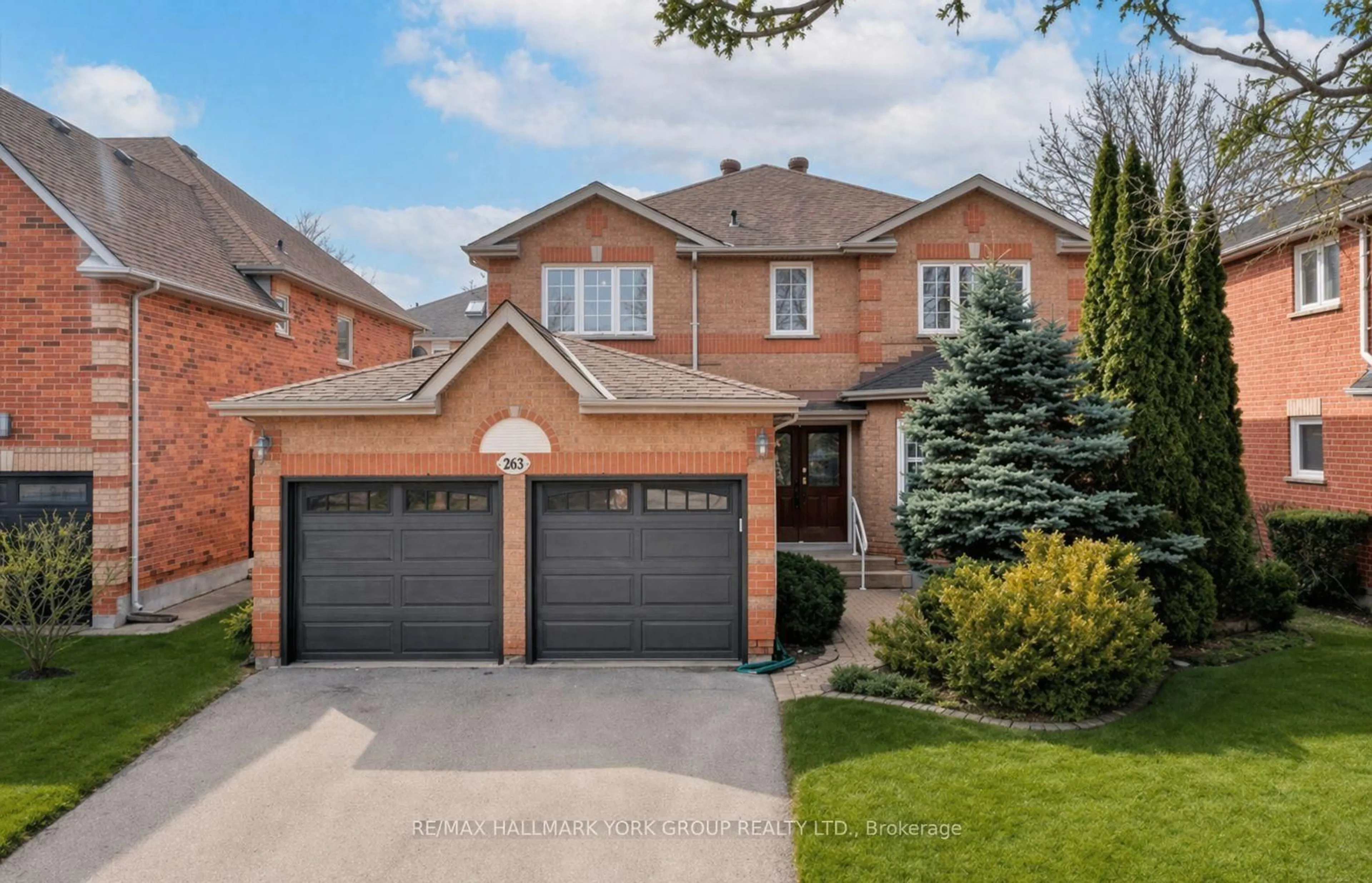 Home with brick exterior material, street for 263 McClellan Way, Aurora Ontario L4G 6N9