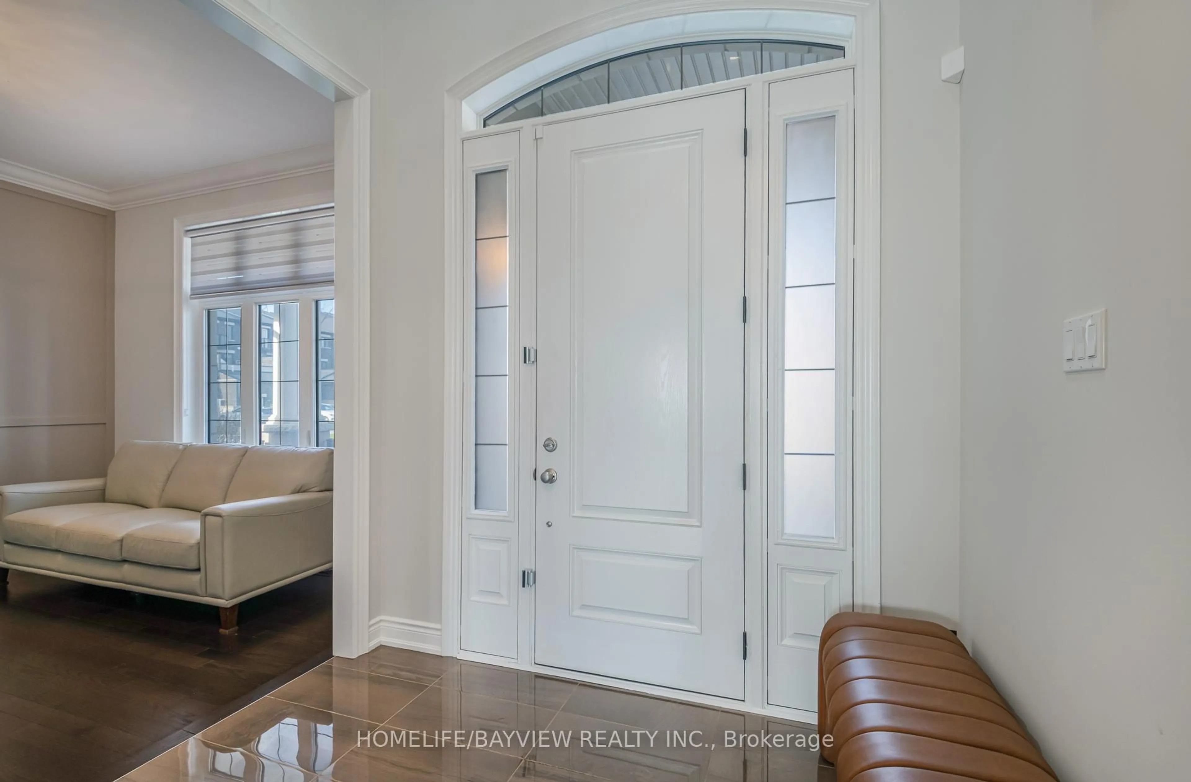 Indoor entryway for 17 Lacrosse Tr, Vaughan Ontario L4H 4S7