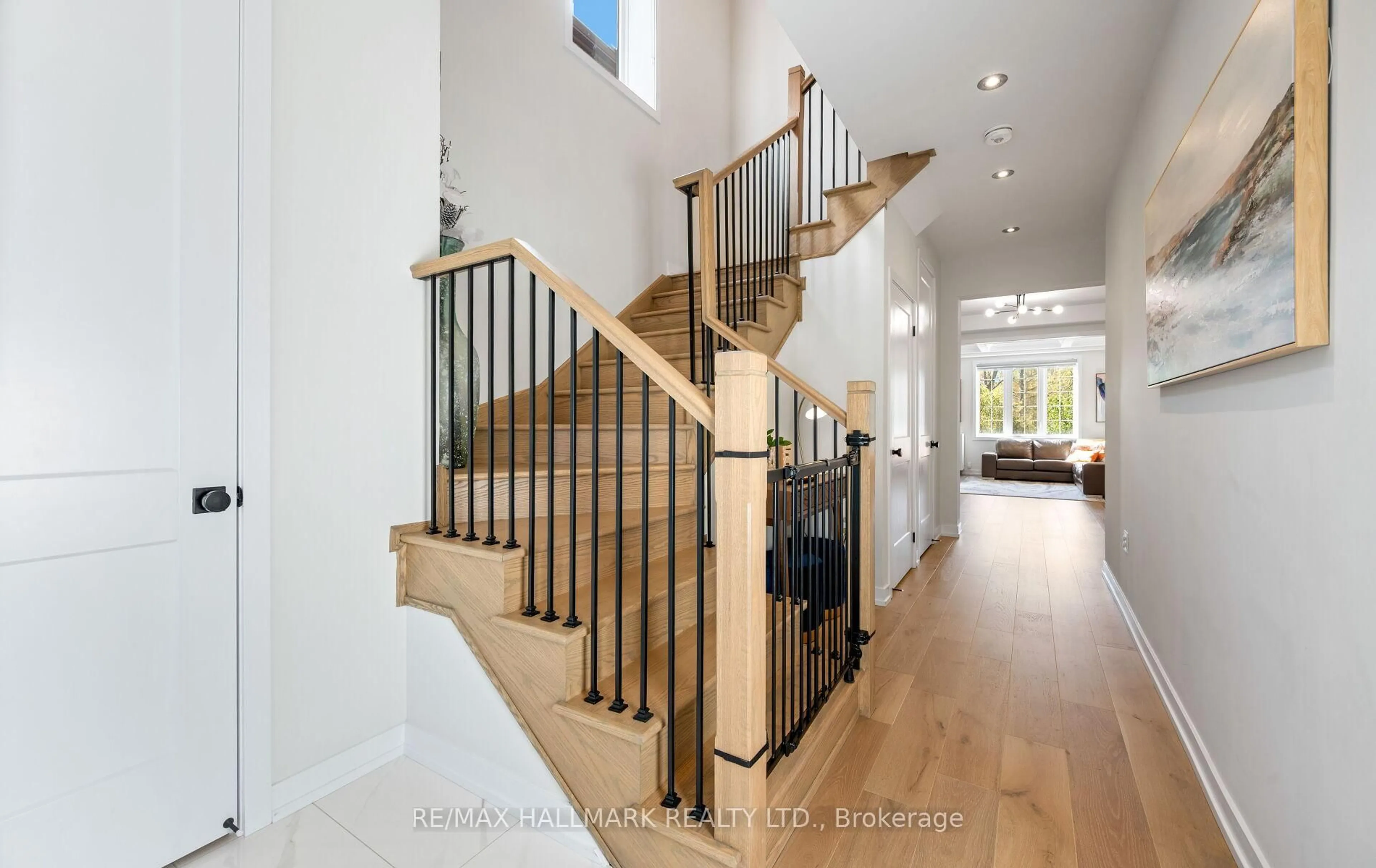 Unknown for 155 Stevenson Cres, Bradford West Gwillimbury Ontario L3Z 4M1