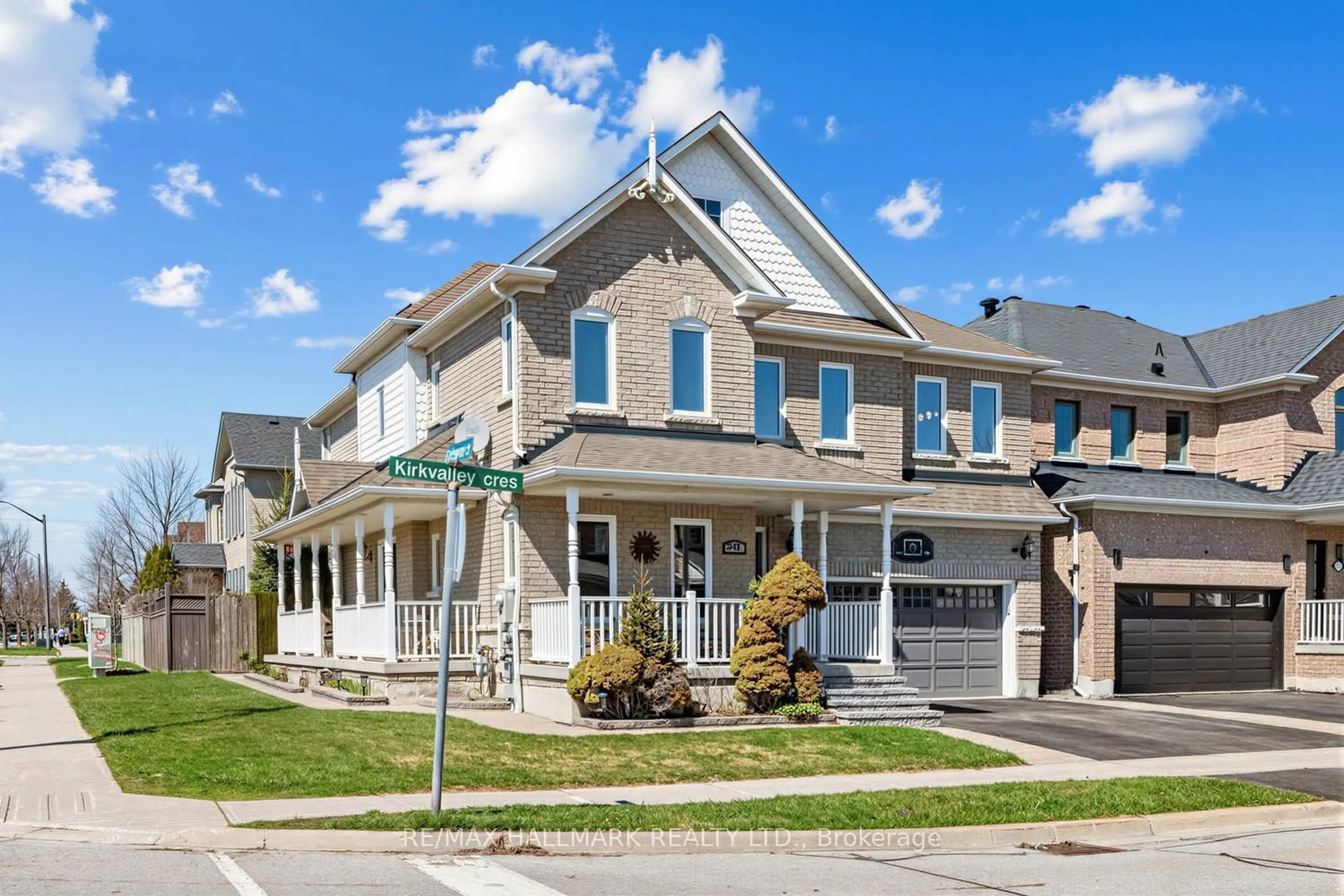 Unknown for 341 Kirkvalley Cres, Aurora Ontario L4G 7S1