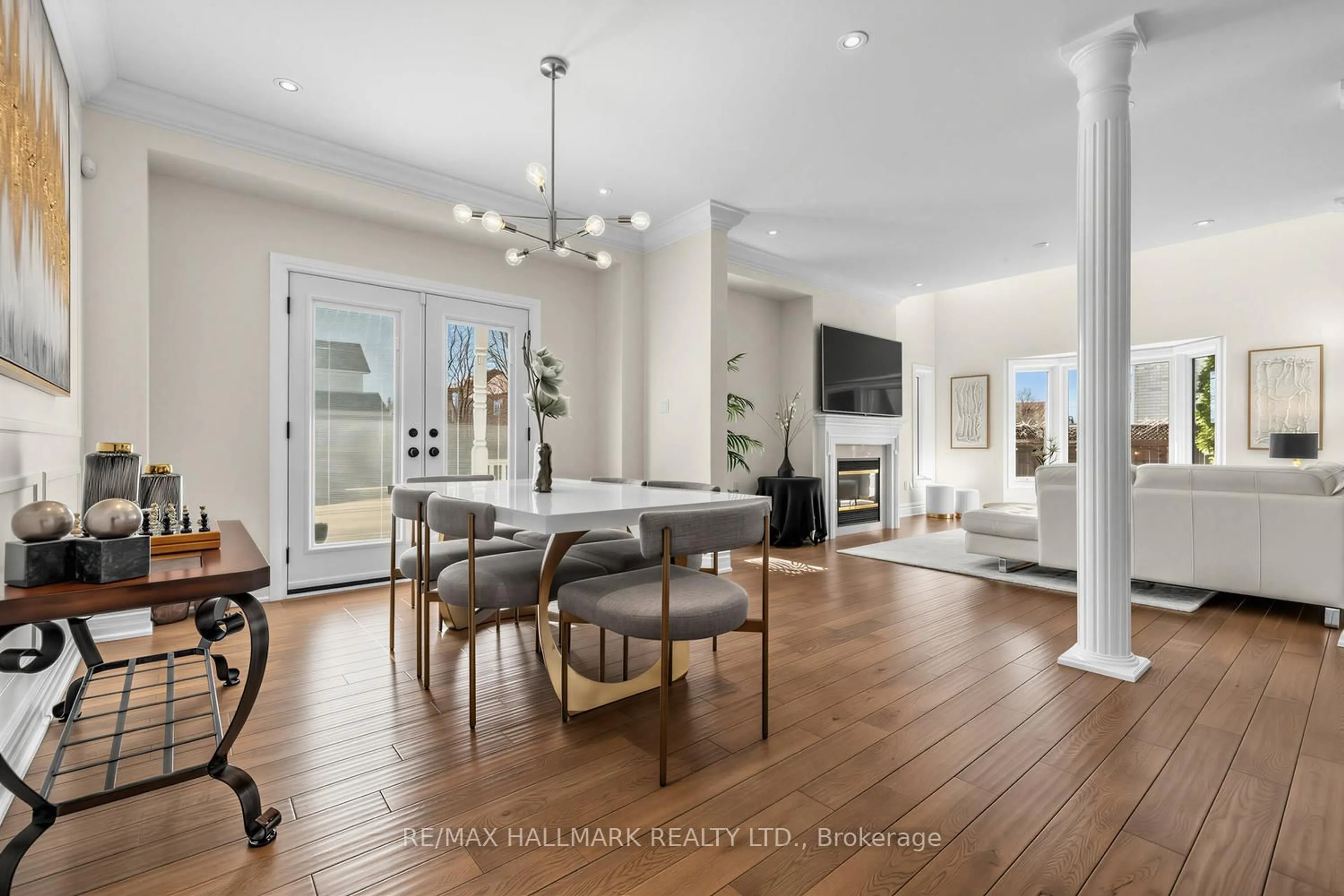 Unknown for 341 Kirkvalley Cres, Aurora Ontario L4G 7S1