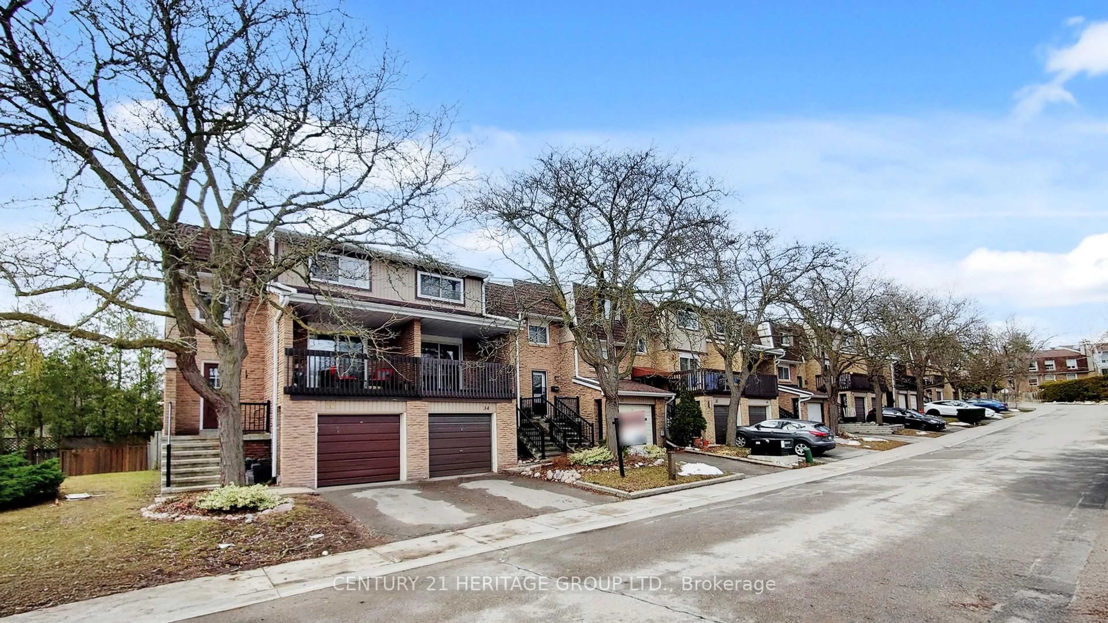 Unknown for 34 Dunkeld Way, Markham Ontario L3T 4Y9
