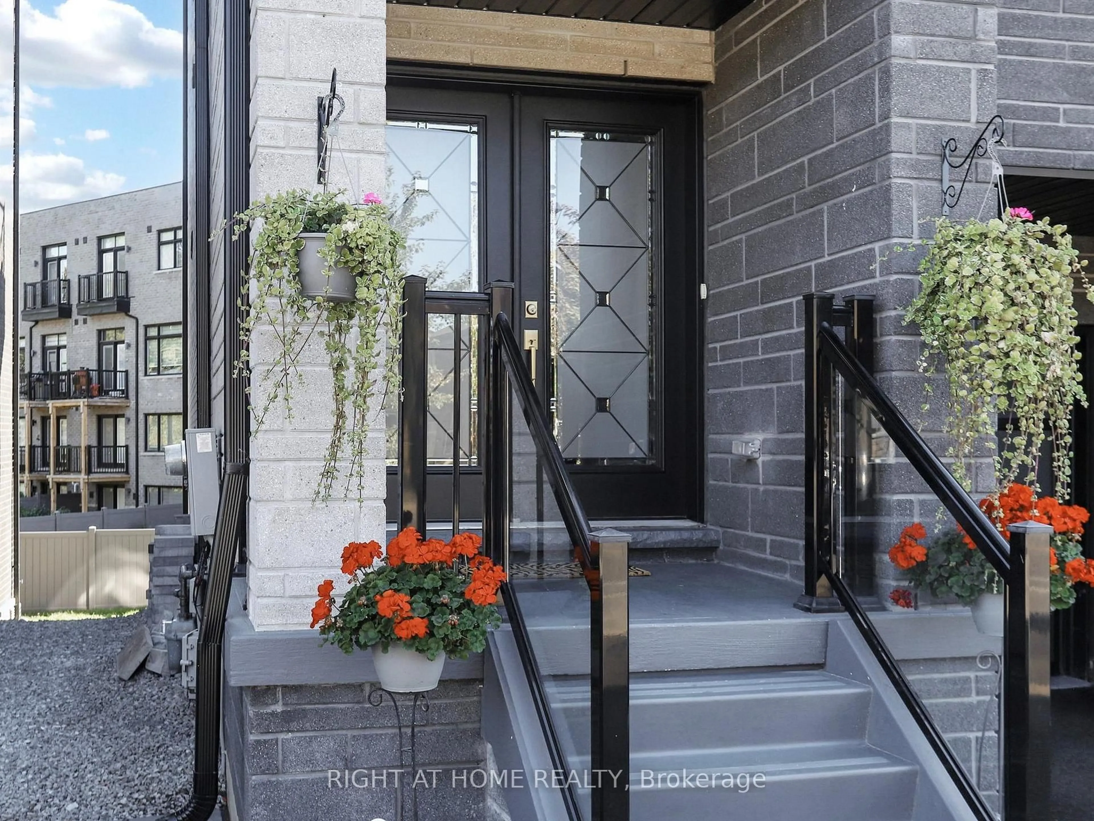 Indoor entryway for 163 Lebovic Campus Dr, Vaughan Ontario L6A 5A1