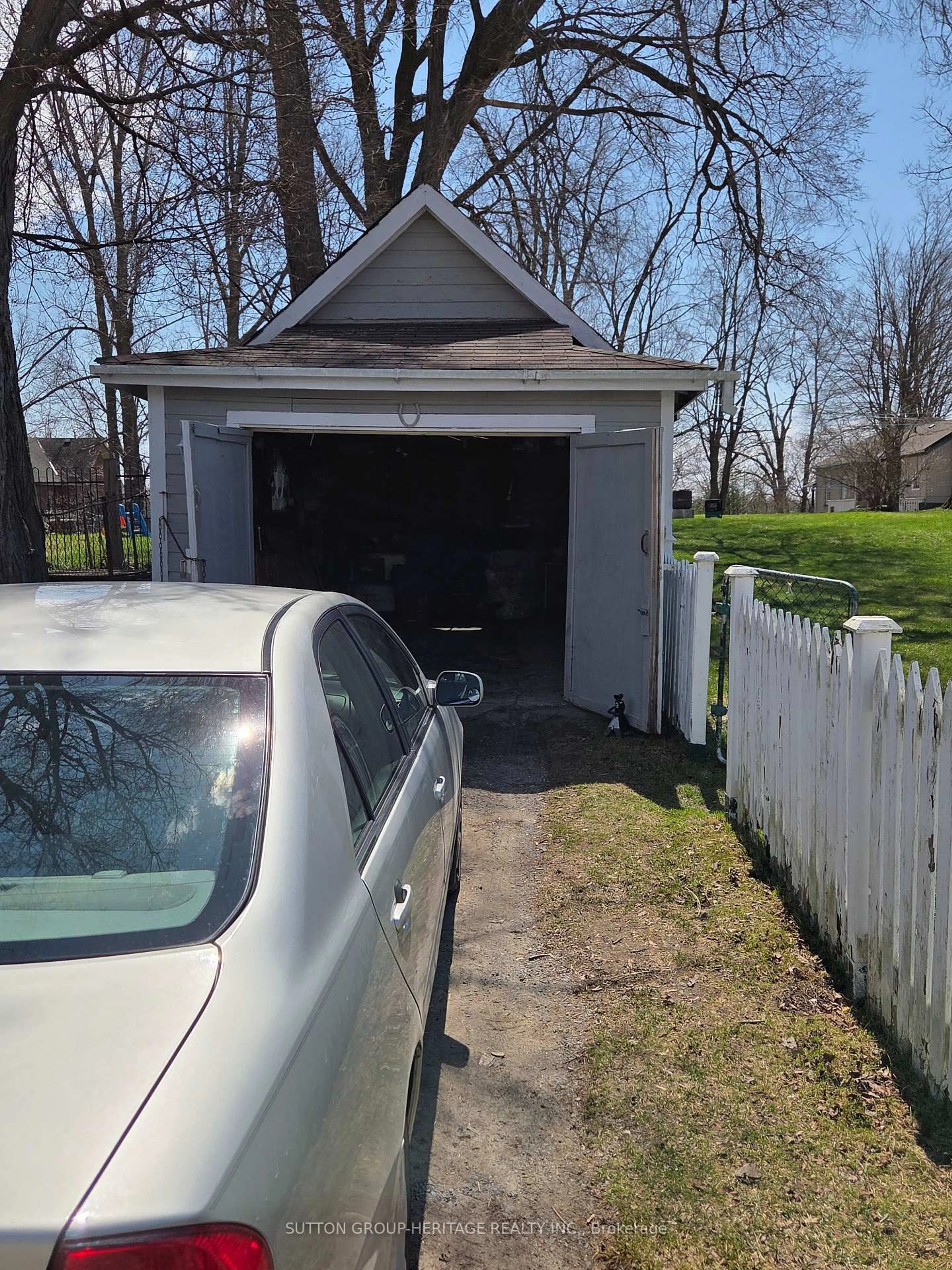 Shed for 54 Munro St, Brock Ontario L0E 1E0