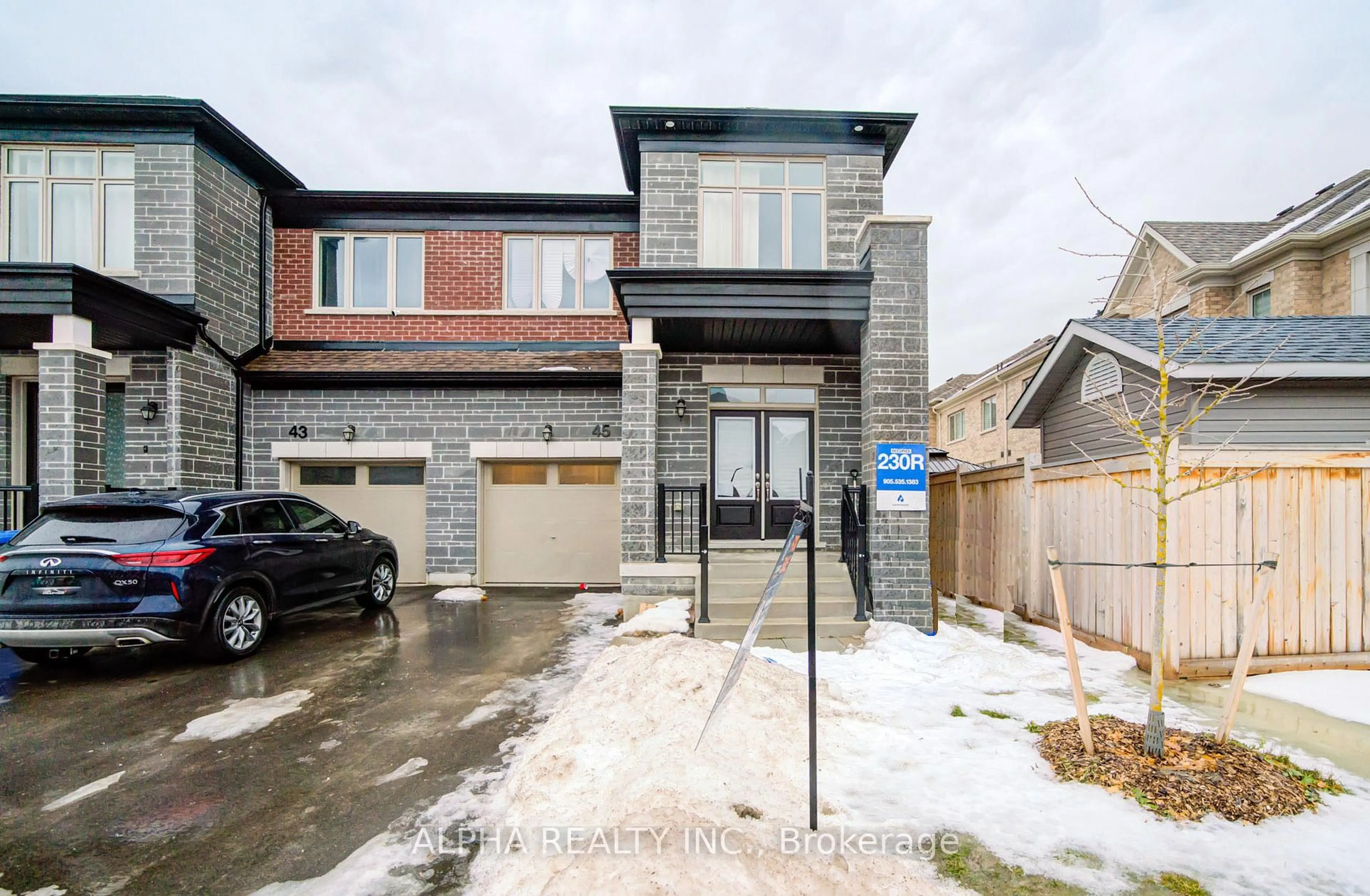 Home with brick exterior material, street for 45 Kentledge Ave, East Gwillimbury Ontario L9N 0W3