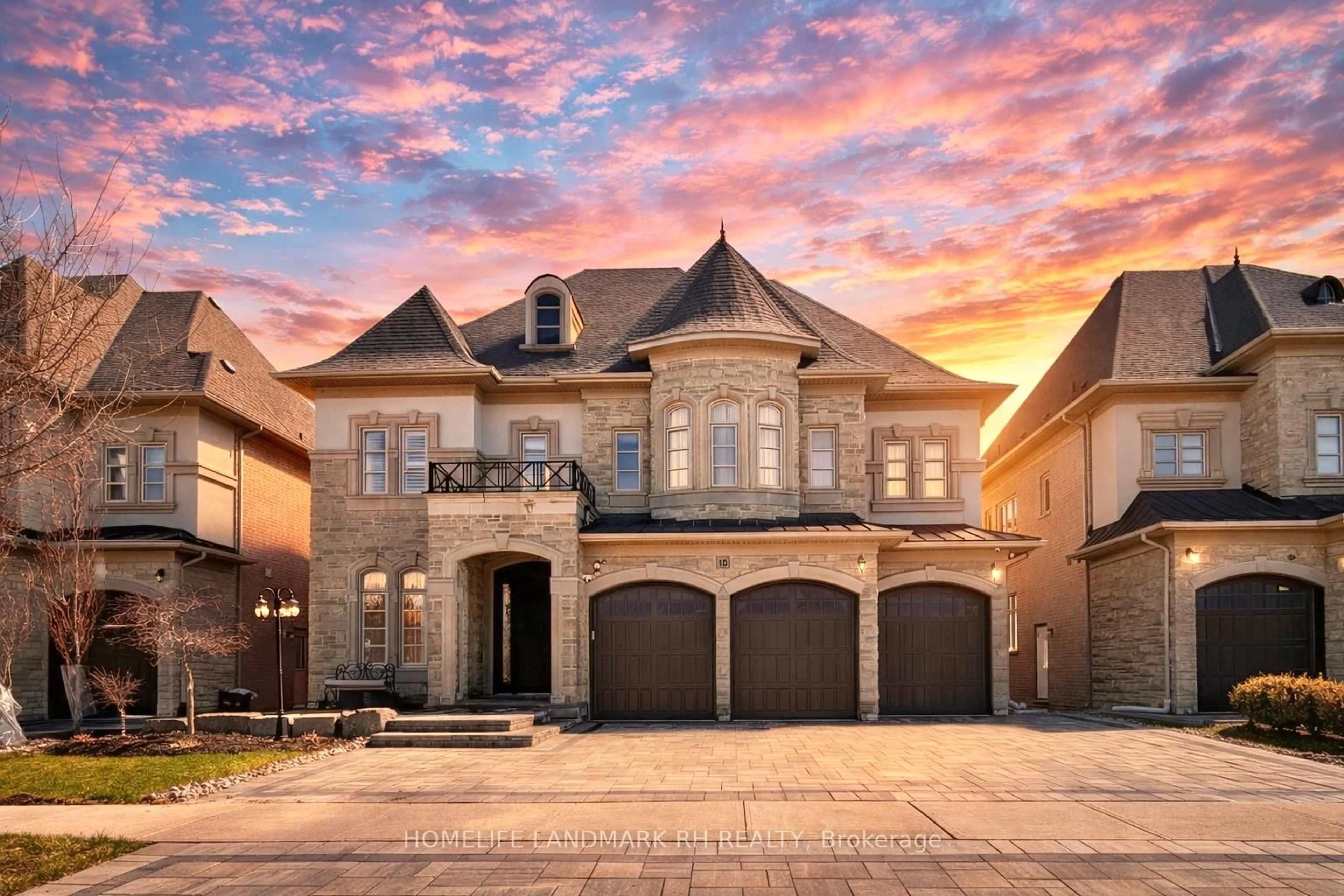 Home with brick exterior material, street for 15 Finesse Crt, Richmond Hill Ontario L4E 0W7