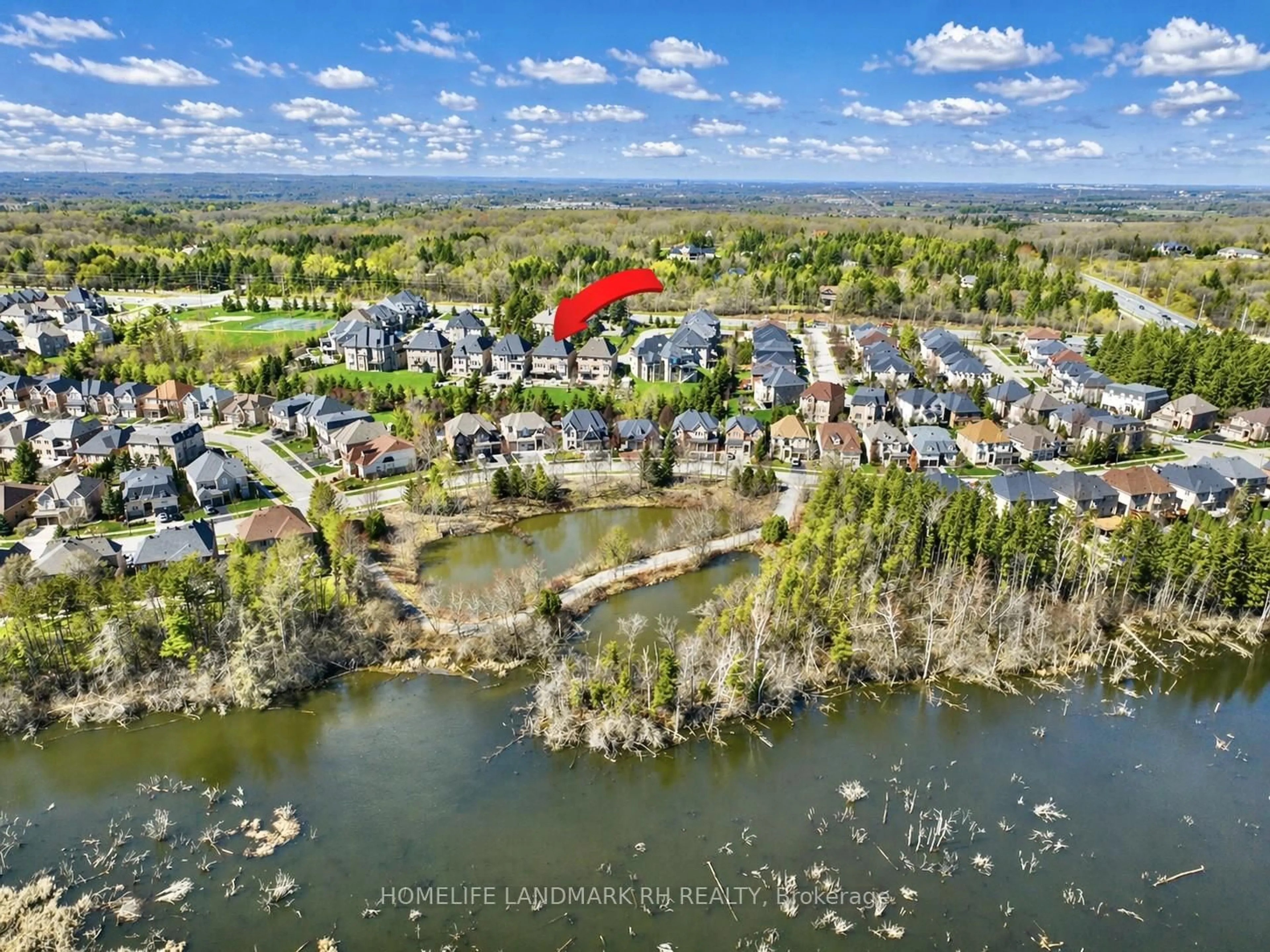 A pic from outside/outdoor area/front of a property/back of a property/a pic from drone, water/lake/river/ocean view for 15 Finesse Crt, Richmond Hill Ontario L4E 0W7