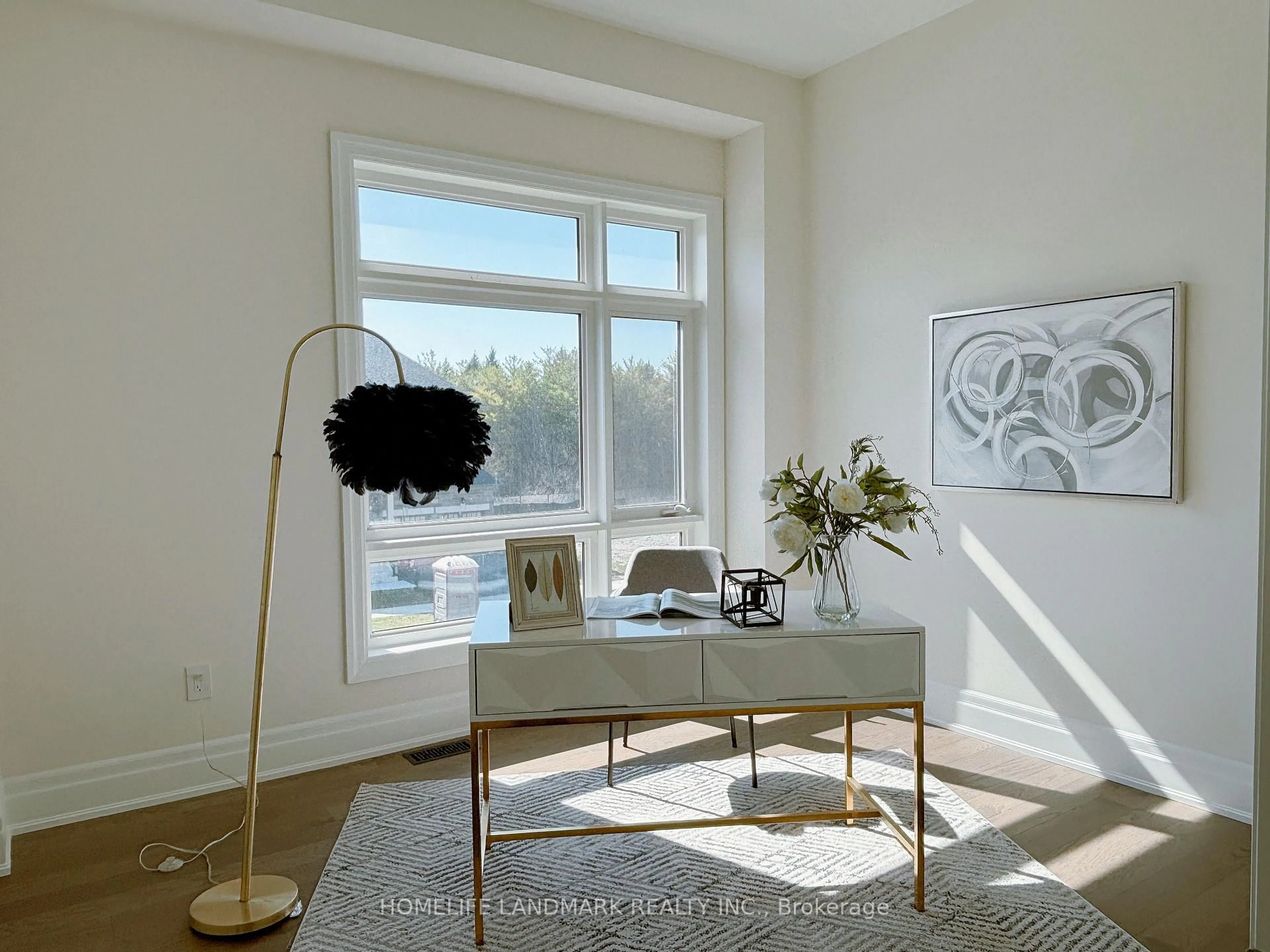 A pic of a room for 104 Wraggs Rd, Bradford West Gwillimbury Ontario L3Z 4N2