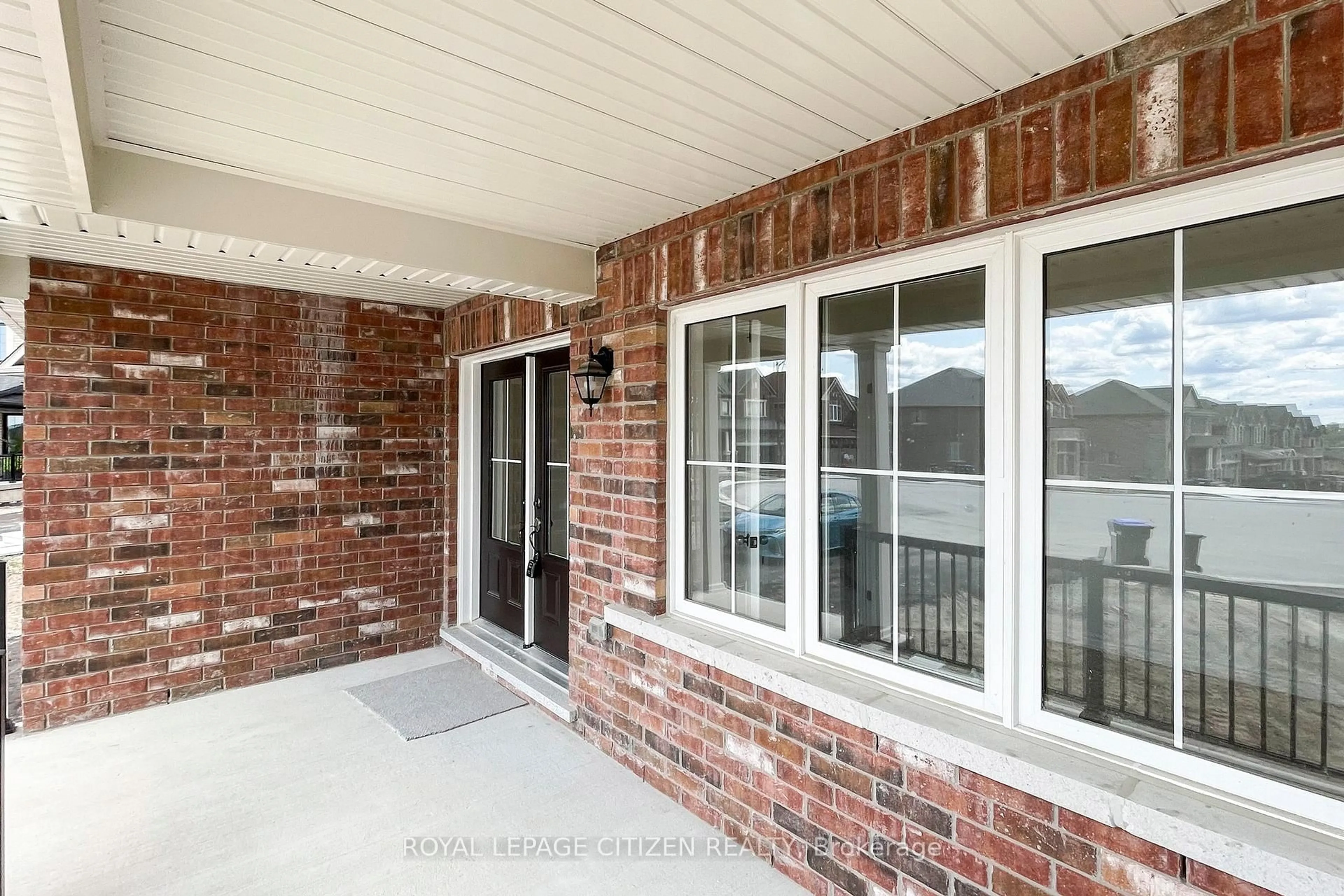 Home with brick exterior material, unknown for 87 Lawrence D. Pridham Ave, New Tecumseth Ontario L9R 0X4