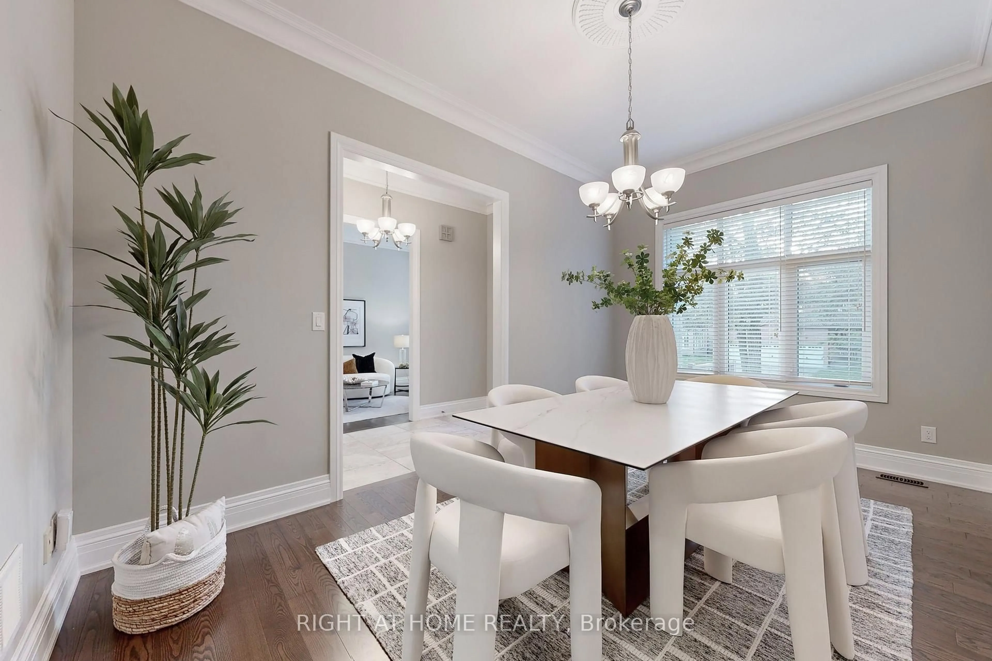 Dining room, unknown for 53 Rockwell Rd, Richmond Hill Ontario L4B 1A9