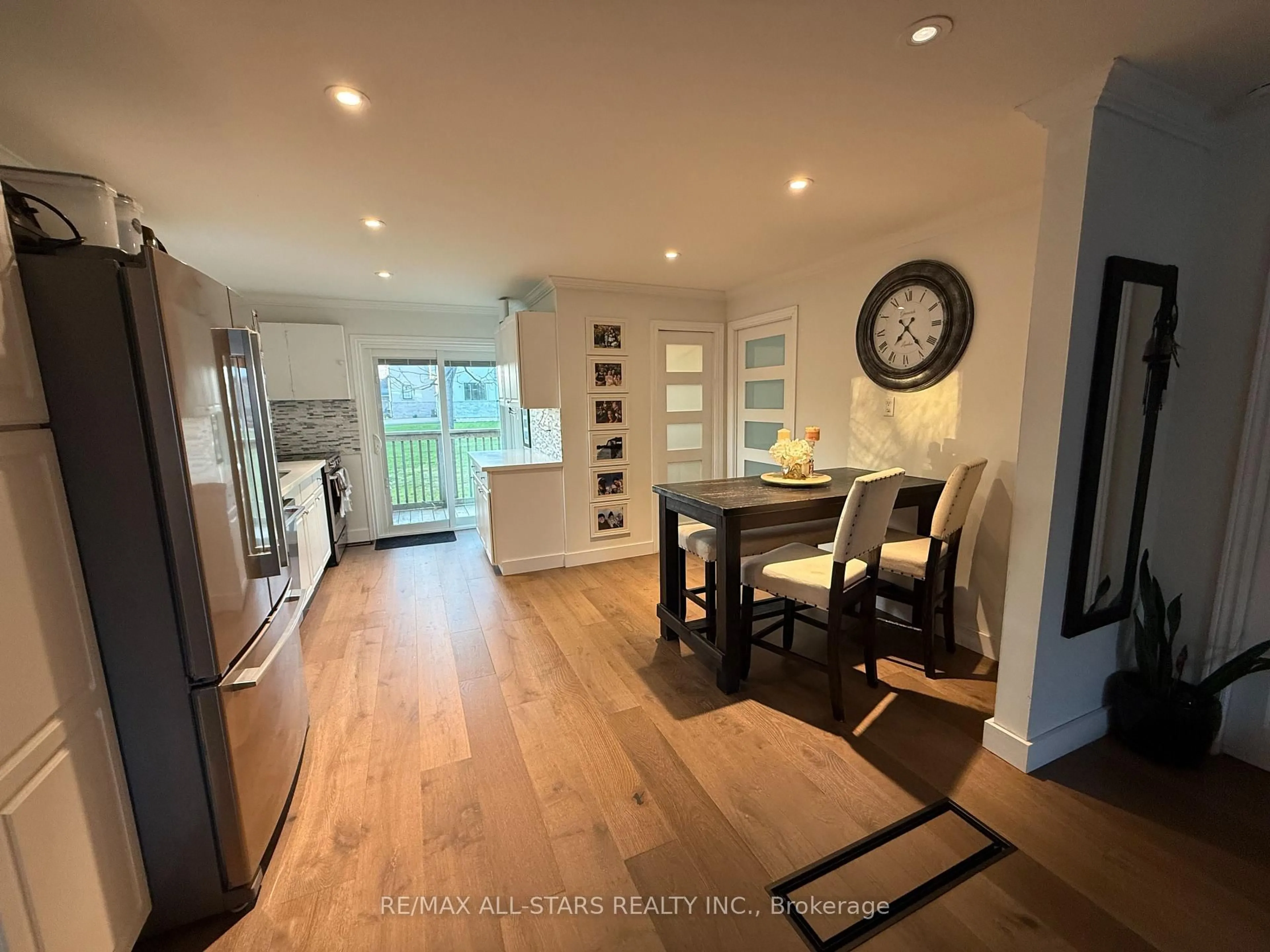 Unknown for 31 O'Dell Lane, Georgina Ontario L0E 1S0