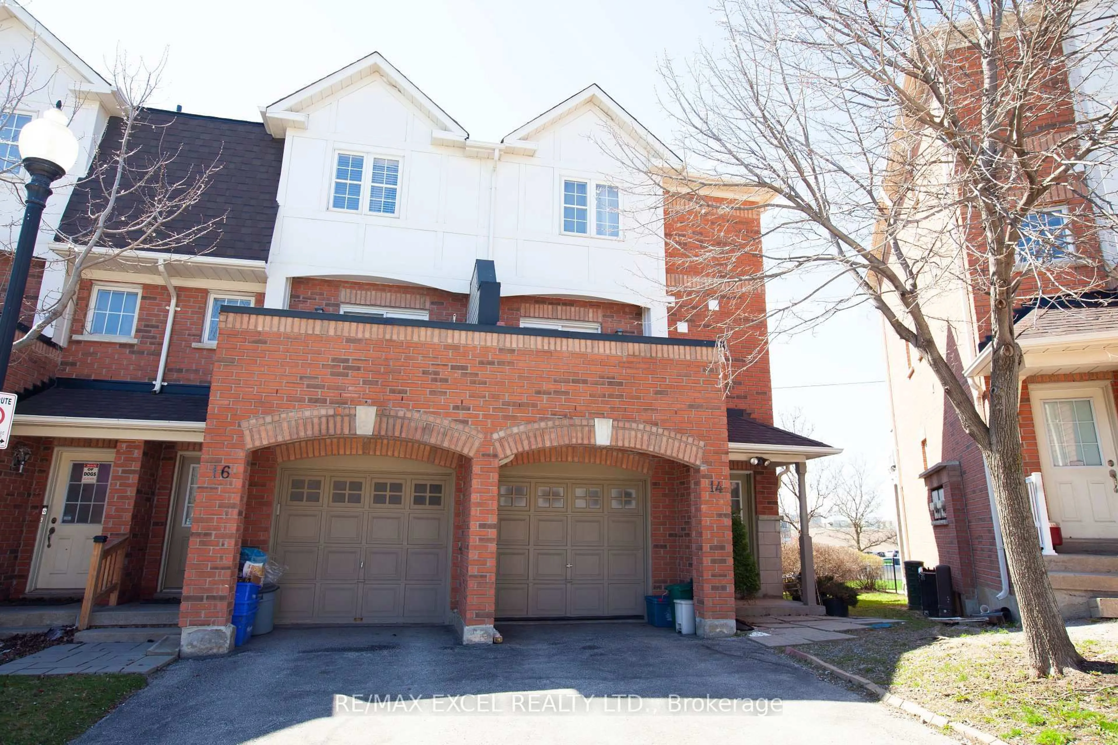 Home with brick exterior material, street for 14 Woltner Way, Markham Ontario L3R 5Y7