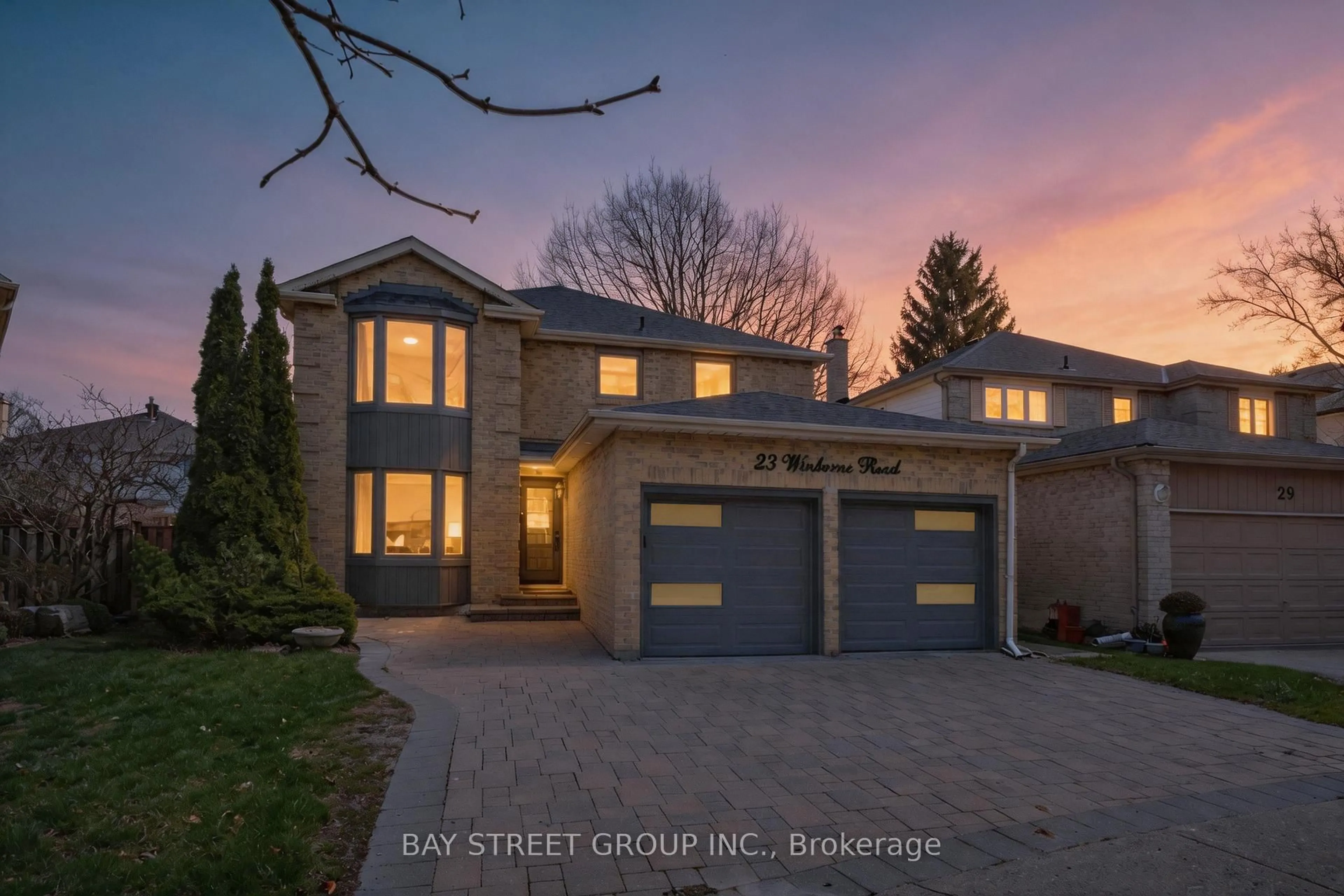 Home with brick exterior material, street for 33 Winborne Dr, Vaughan Ontario L4J 2R8