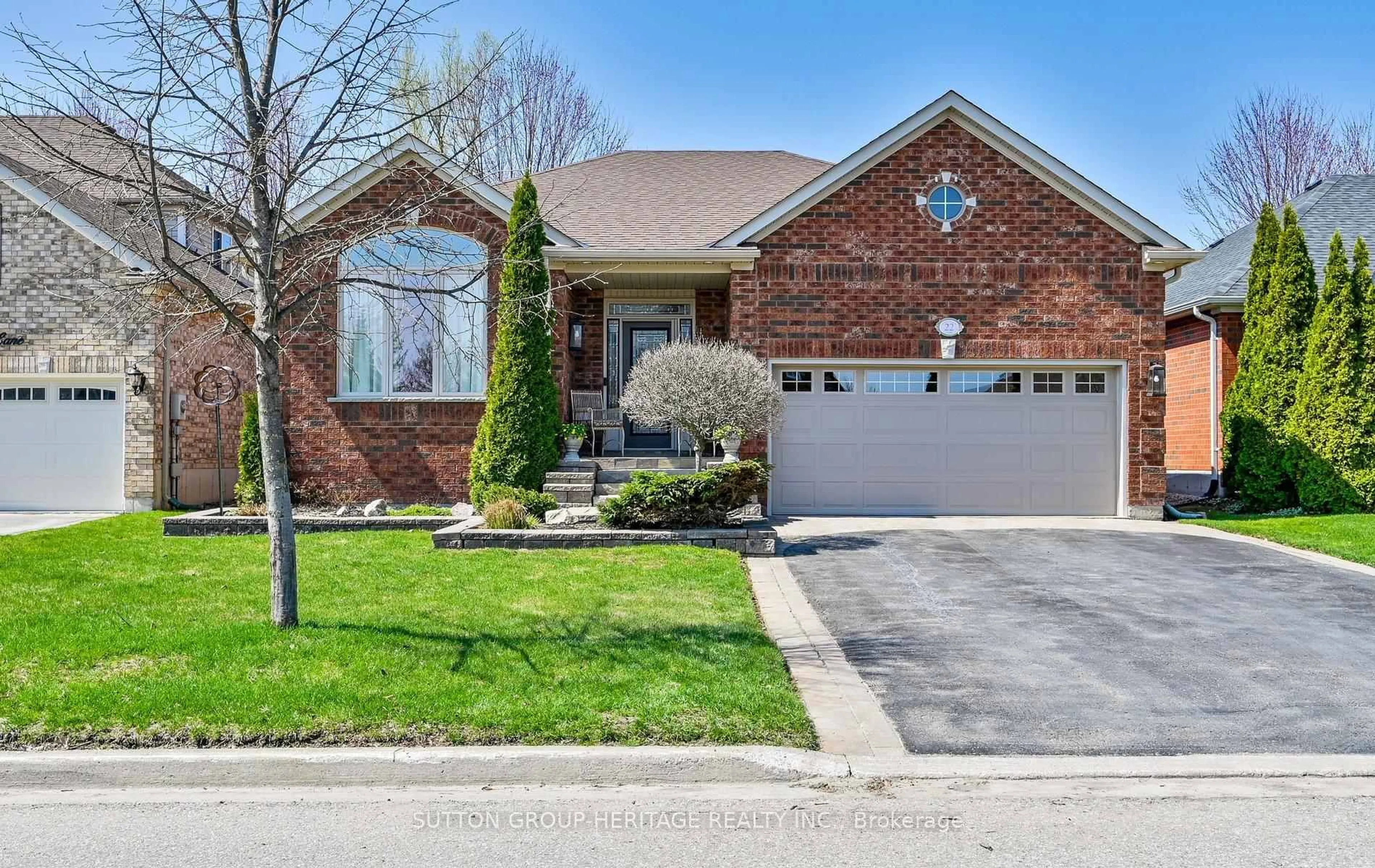 Home with brick exterior material, street for 22 Ash Green Lane, Uxbridge Ontario L9P 2A8