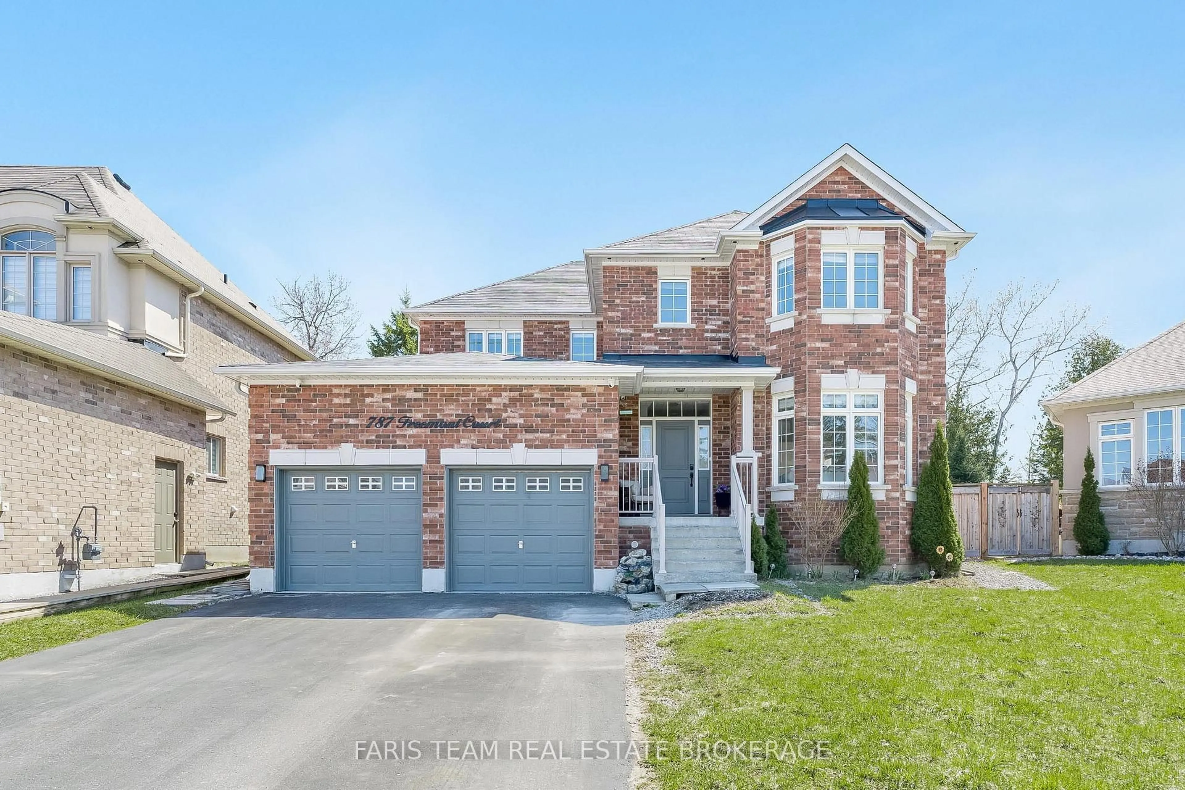 Home with brick exterior material, street for 787 Freemont Crt, Innisfil Ontario L9S 0K4