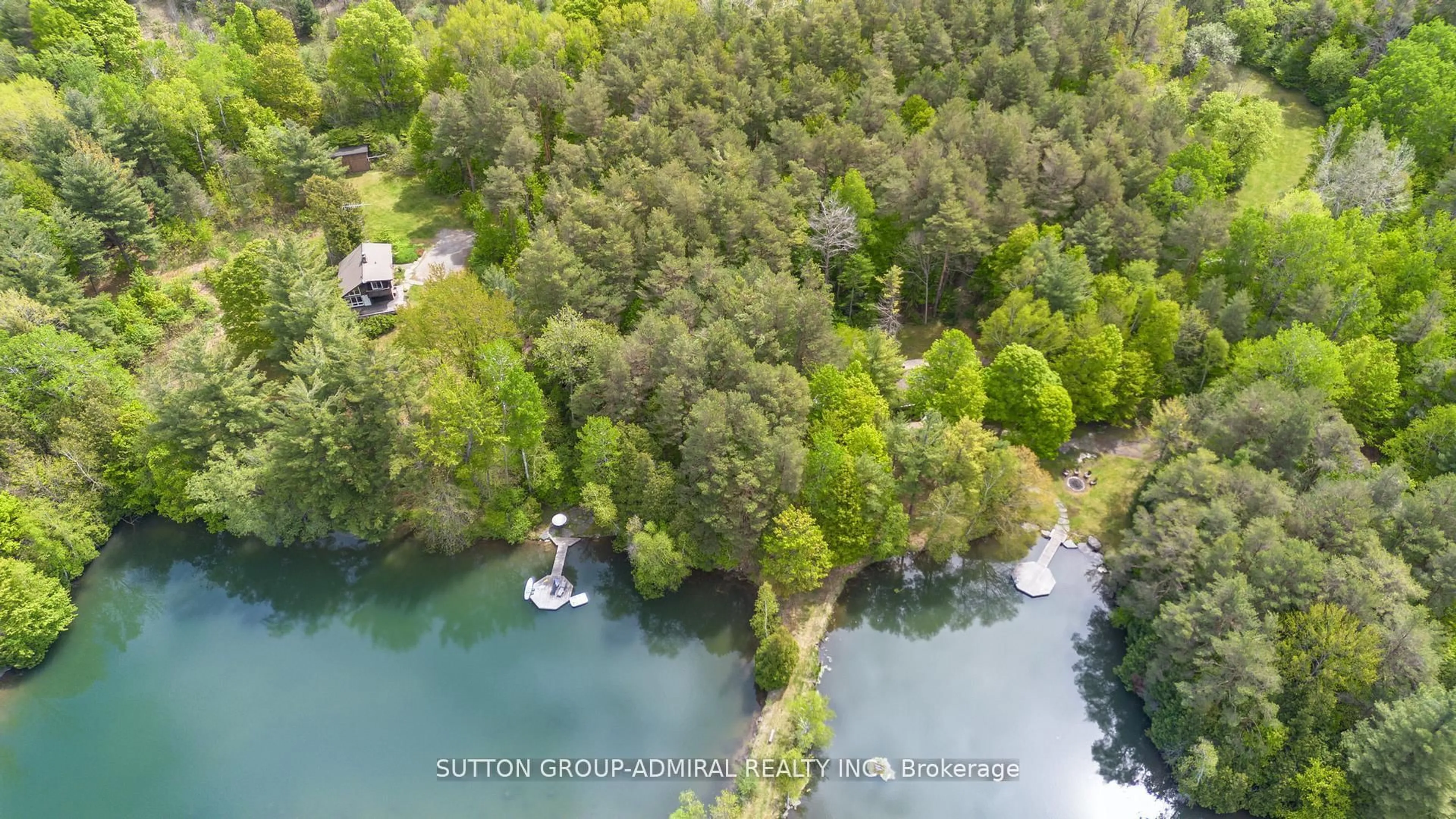 A pic from outside/outdoor area/front of a property/back of a property/a pic from drone, water/lake/river/ocean view for 17835 McCowan Rd, East Gwillimbury Ontario L0G 1E0