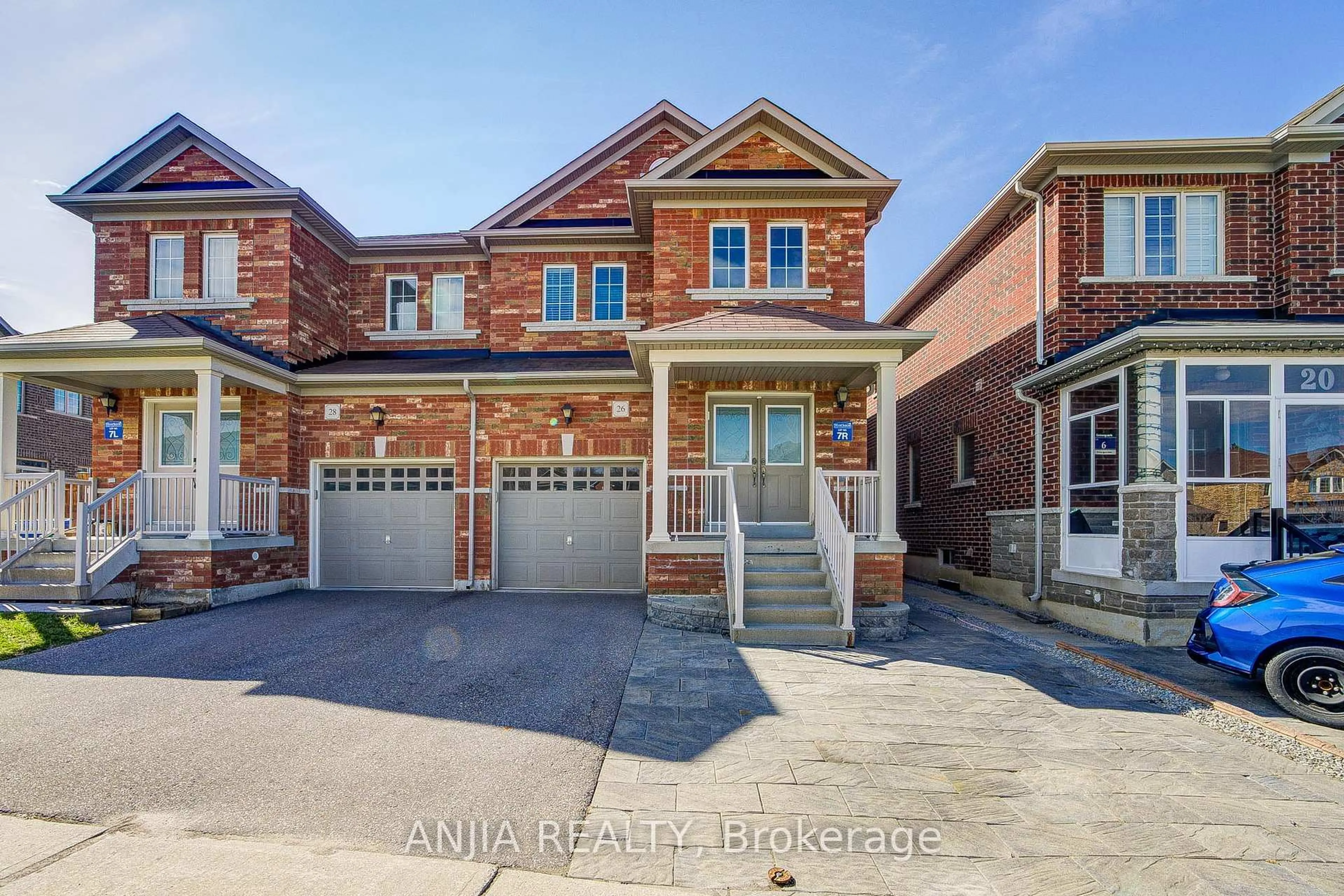 Home with brick exterior material, street for 26 Hare Farm Gate, Whitchurch-Stouffville Ontario L4A 0Y6