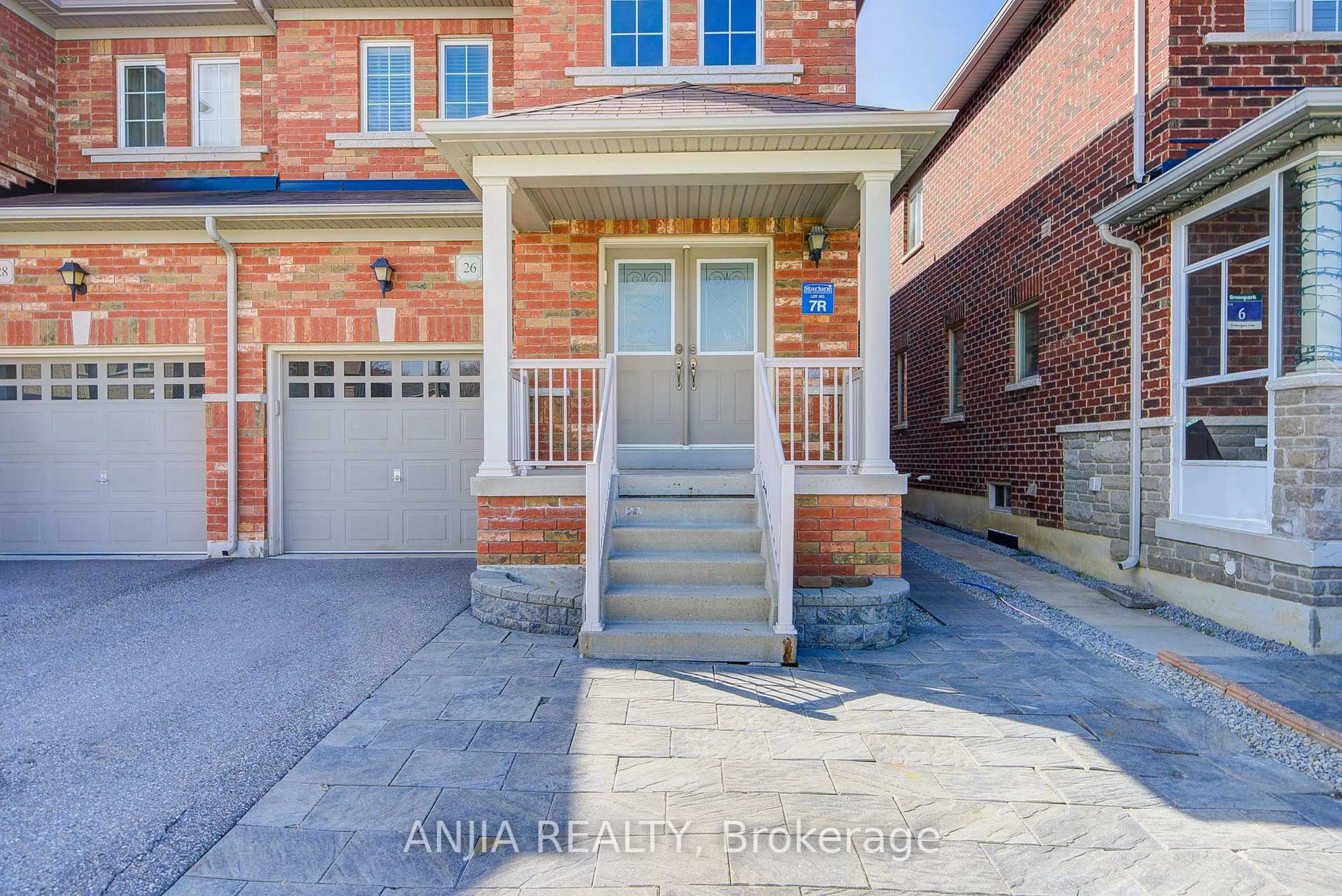 Home with brick exterior material, street for 26 Hare Farm Gate, Whitchurch-Stouffville Ontario L4A 0Y6