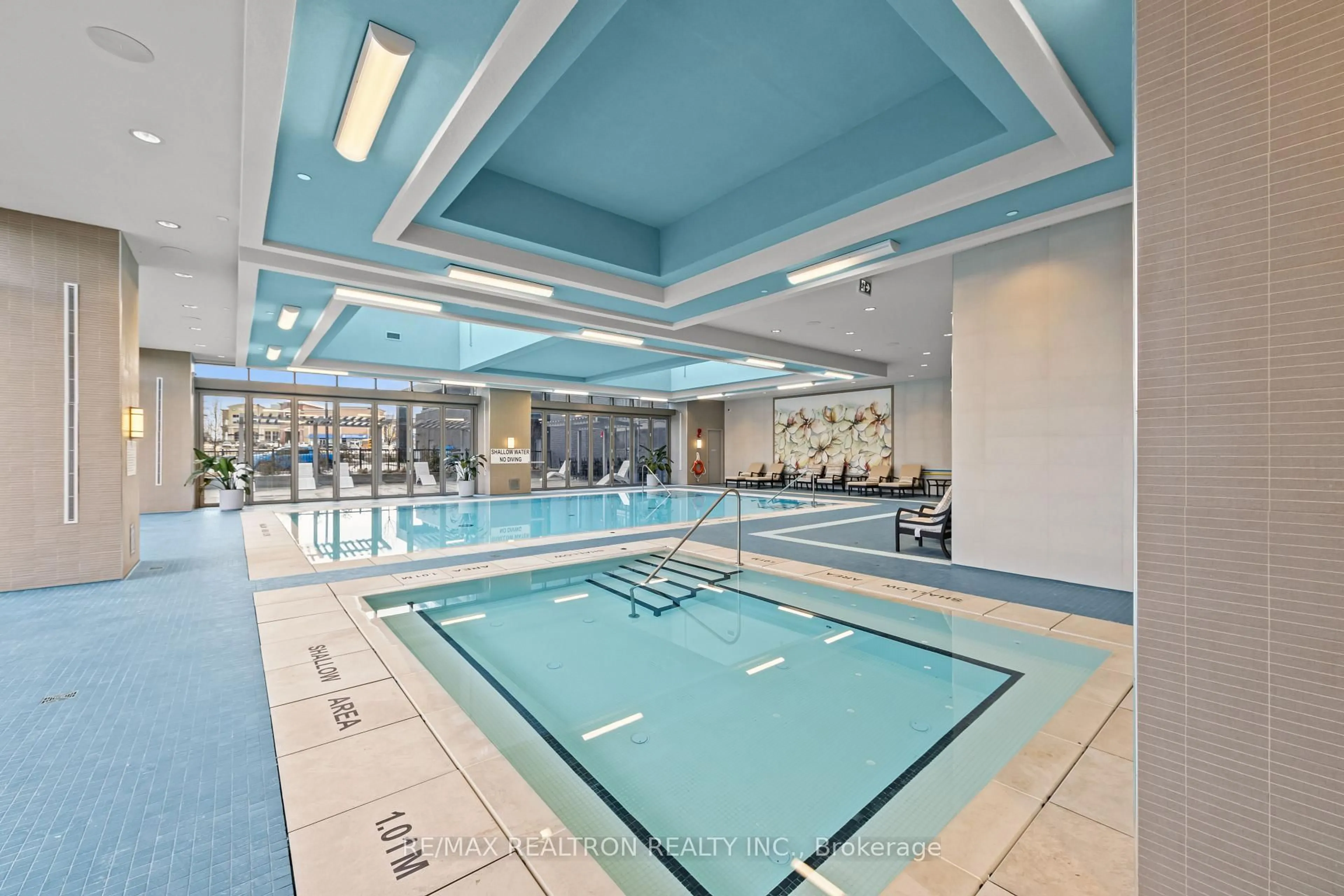 Pool for 20 Gatineau Dr #1005, Vaughan Ontario L4J 0L3