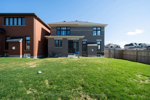 1 Ainslie Hill Cres, Georgina 3