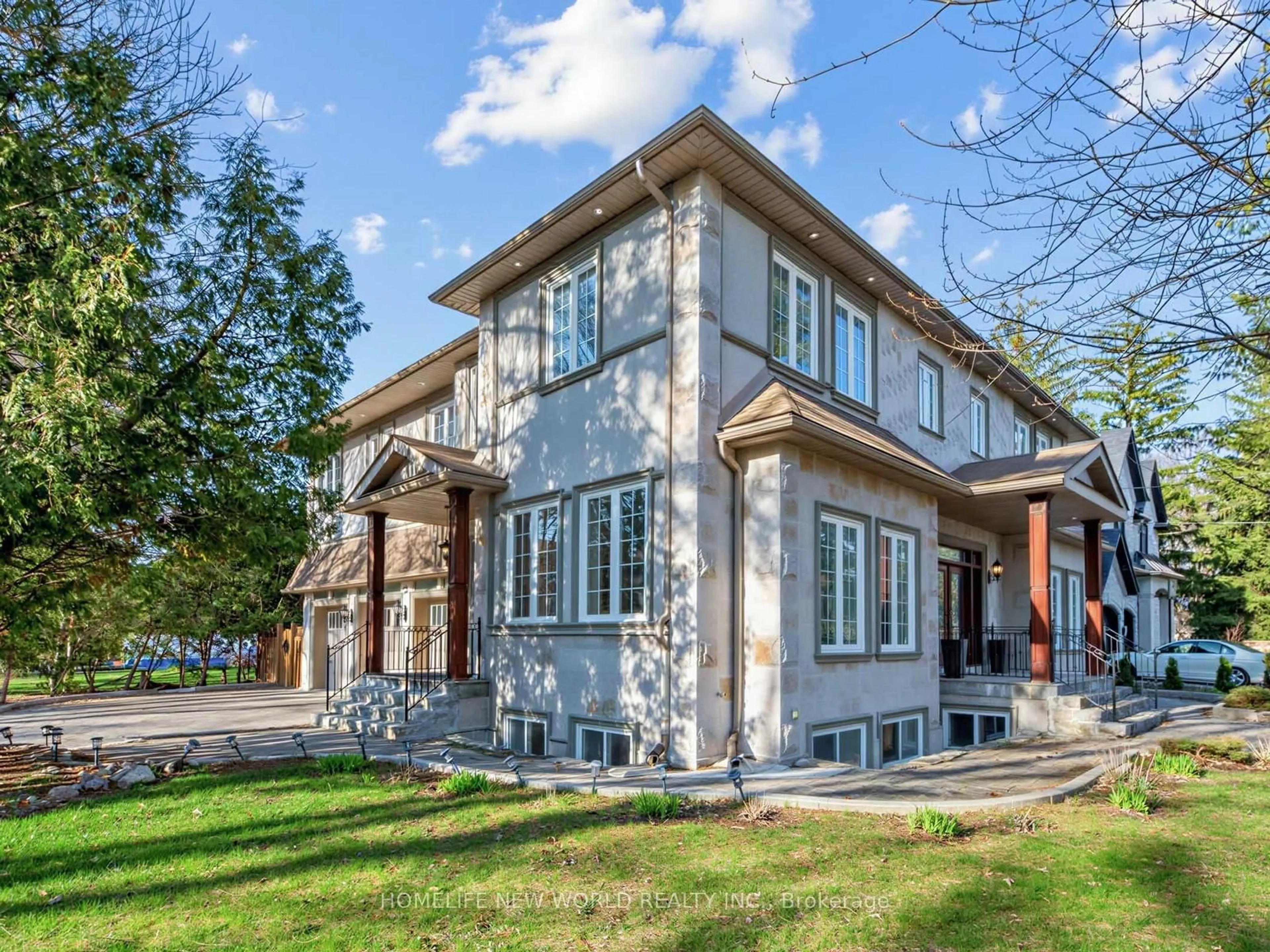 Home with brick exterior material, building for 5 Oakcrest Ave, Markham Ontario L3R 2B7