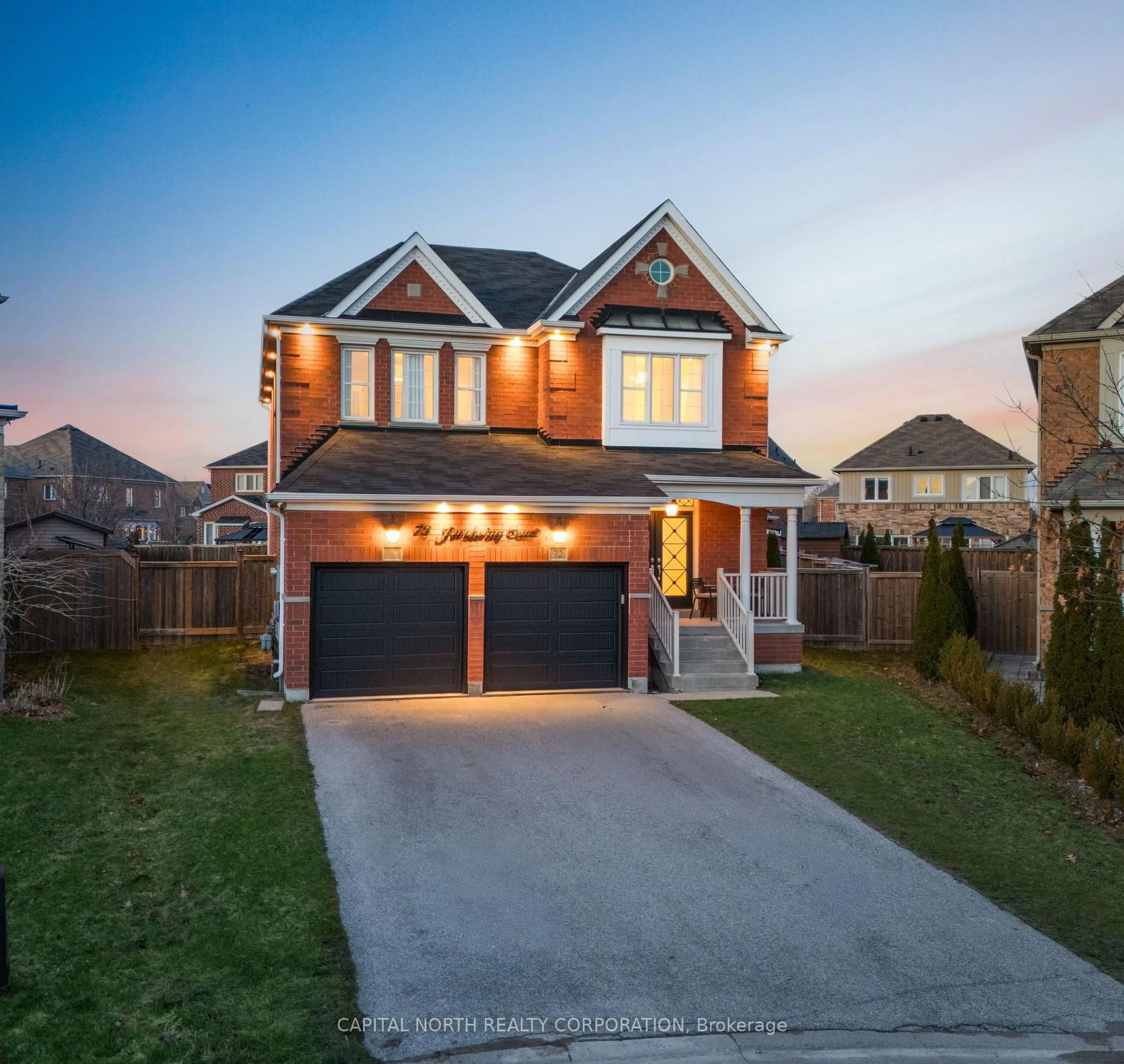 Home with brick exterior material, street for 72 Jewelwing Crt, Bradford West Gwillimbury Ontario L3Z 0N6